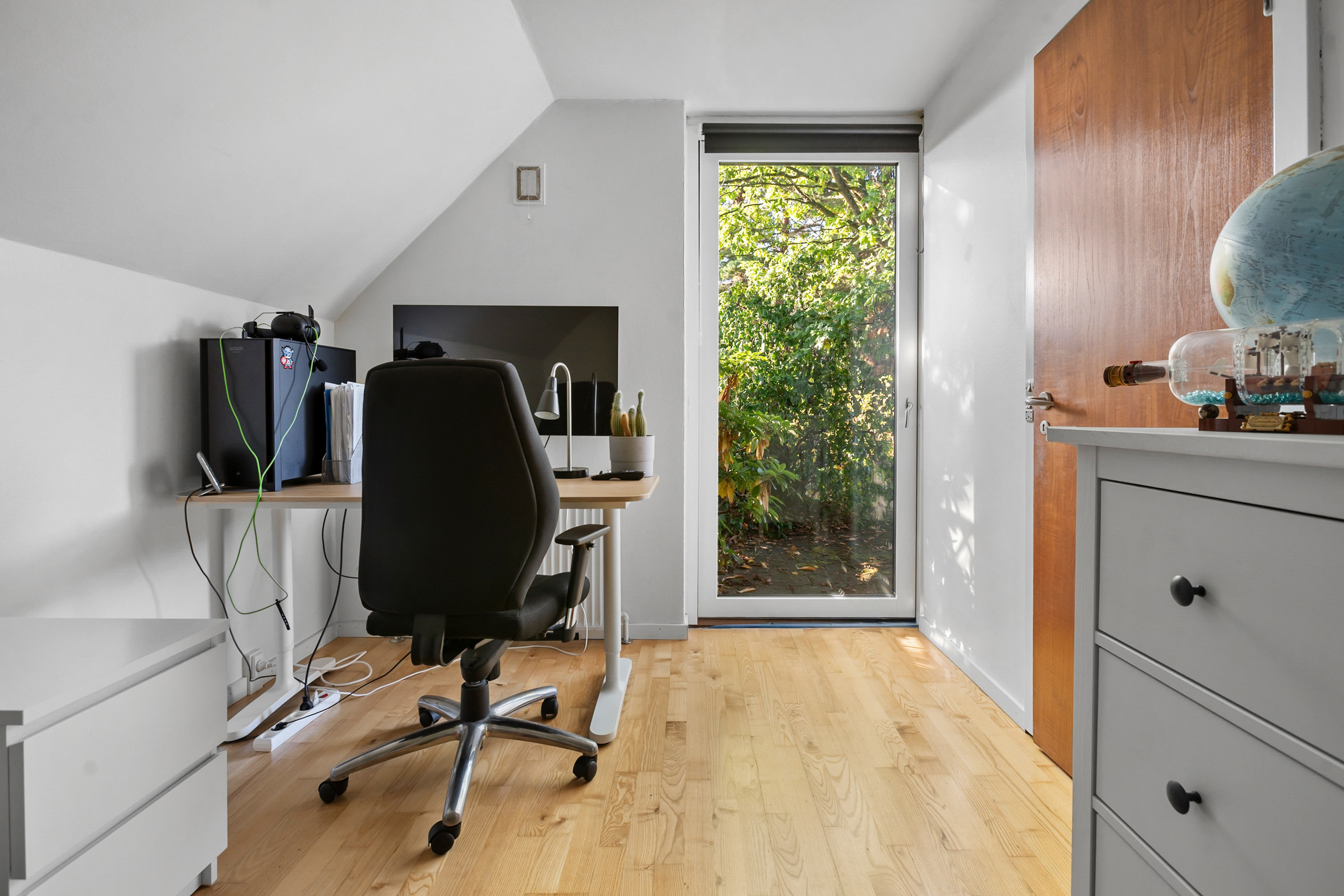 Fremhævet værelse billede i fuldskærmstilstand. Billede af Pæremosevej 34, 2750 Ballerup