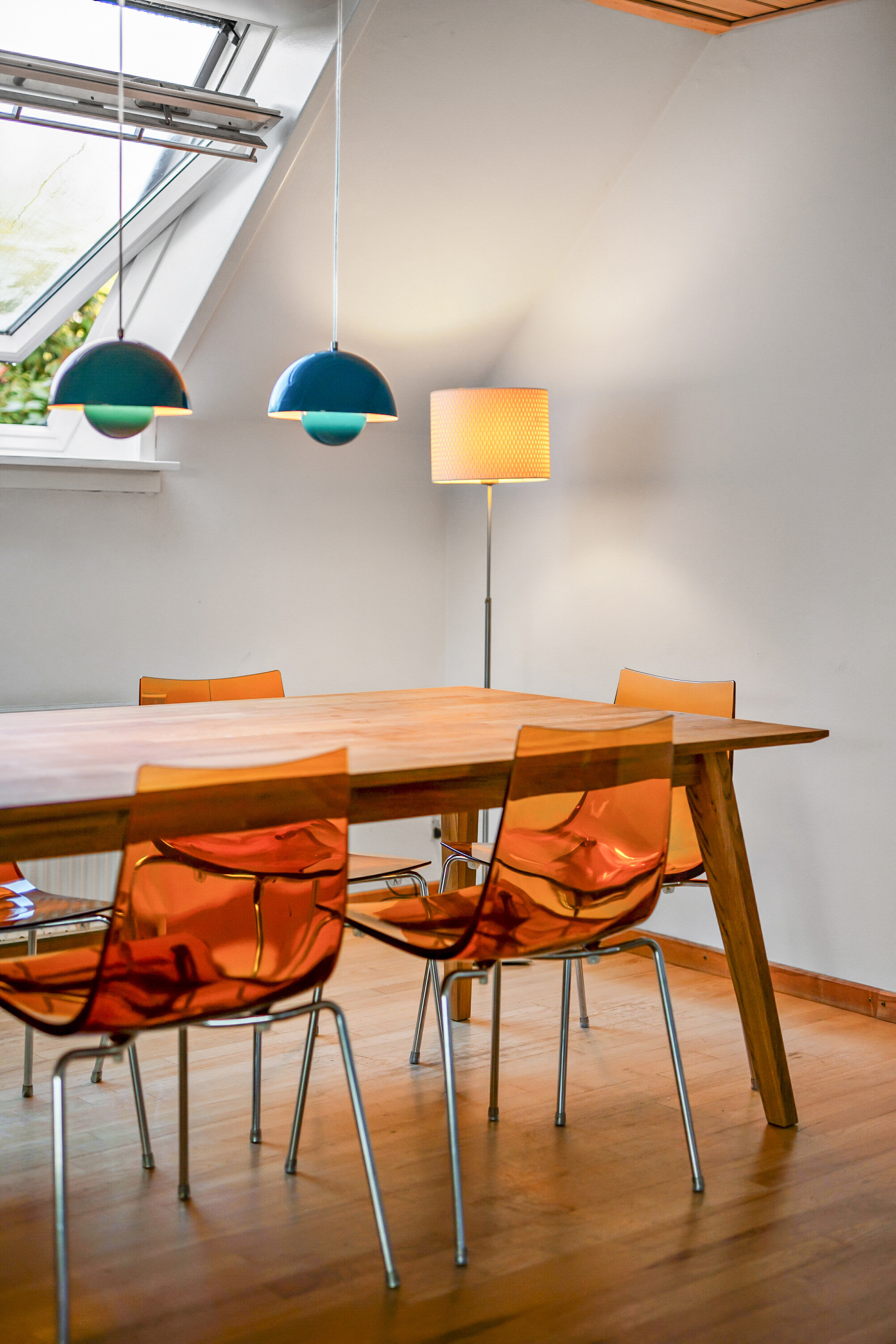 Fremhævet stue billede i fuldskærmstilstand. Billede af Pæremosevej 34, 2750 Ballerup