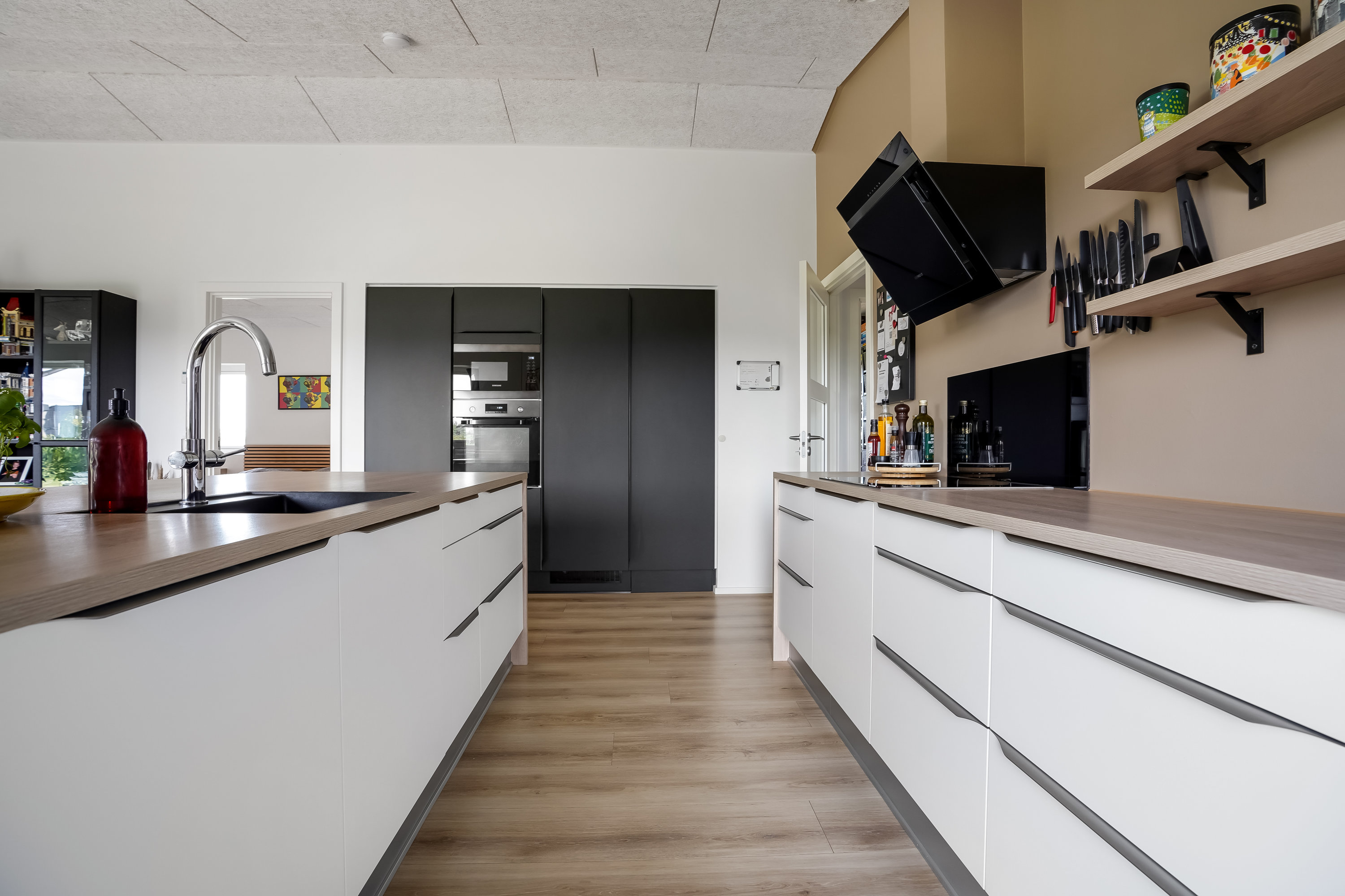 Fremhævet køkken billede i fuldskærmstilstand. Billede af Langhusvej 7, 7300 Jelling