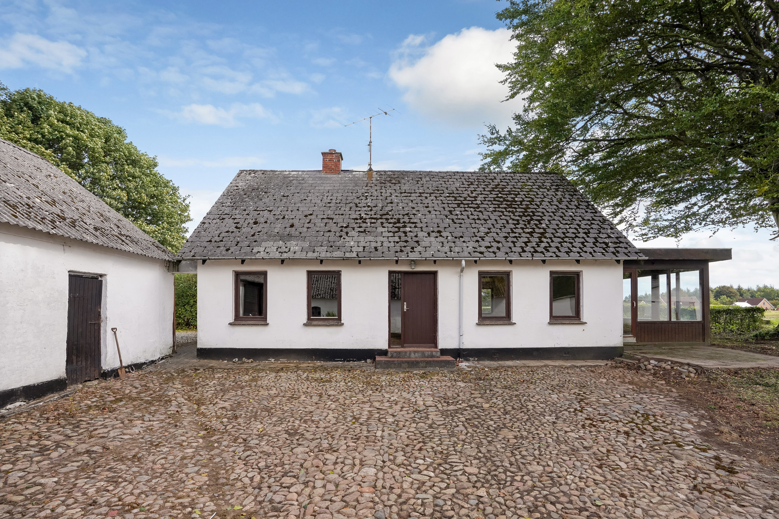 Fremhævet ejendommen billede i fuldskærmstilstand. Billede af Herningvej 11, 7300 Jelling