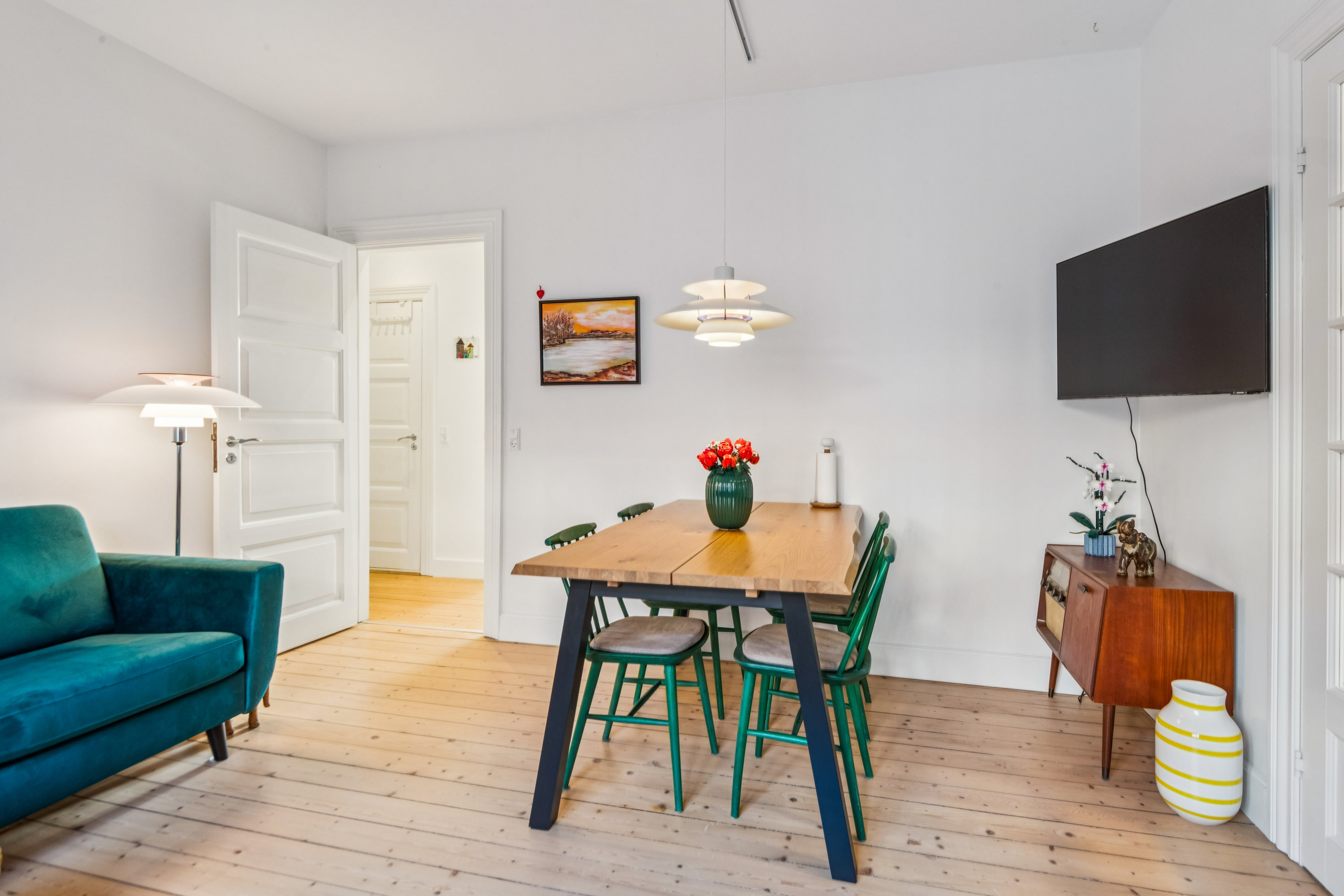 Fremhævet stue billede i fuldskærmstilstand. Billede af Islandsgade 5, 2. th., 9000 Aalborg