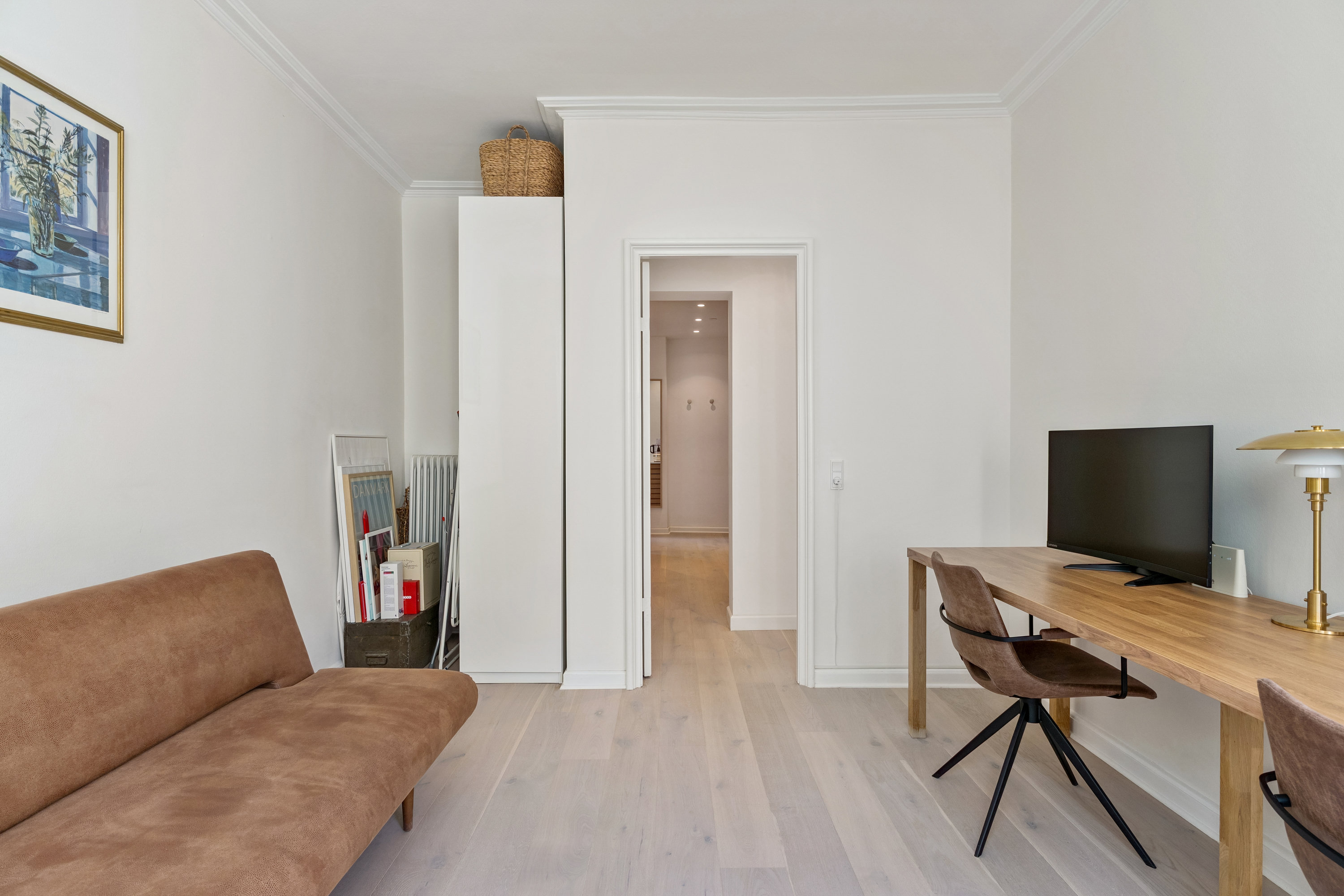 Fremhævet stue billede i fuldskærmstilstand. Billede af Strandvejen 75, st.. tv., 2100 København Ø