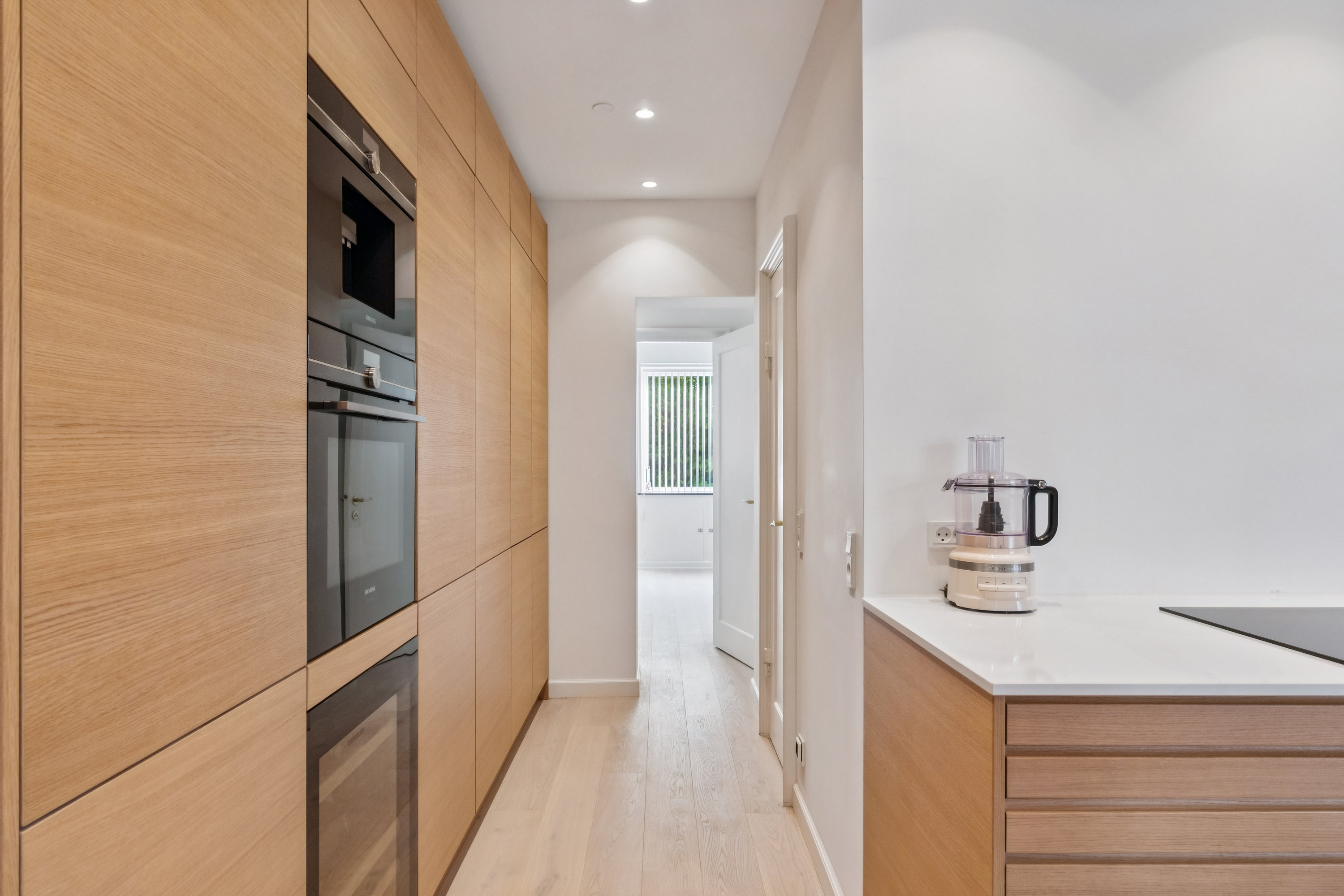 Fremhævet køkken billede i fuldskærmstilstand. Billede af Strandvejen 75, st.. tv., 2100 København Ø