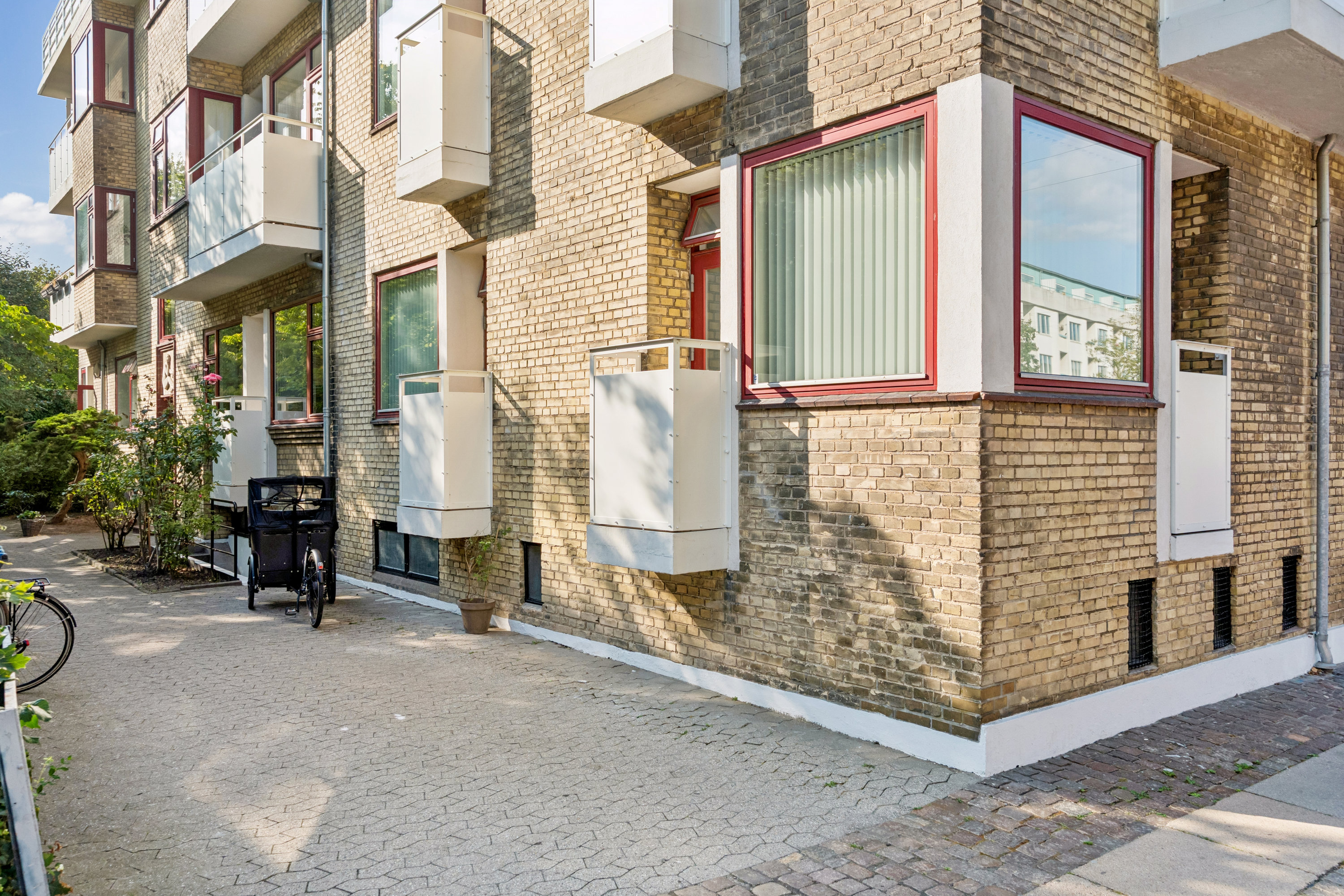 Fremhævet ejendom 1 billede i fuldskærmstilstand. Billede af Strandvejen 75, st.. tv., 2100 København Ø