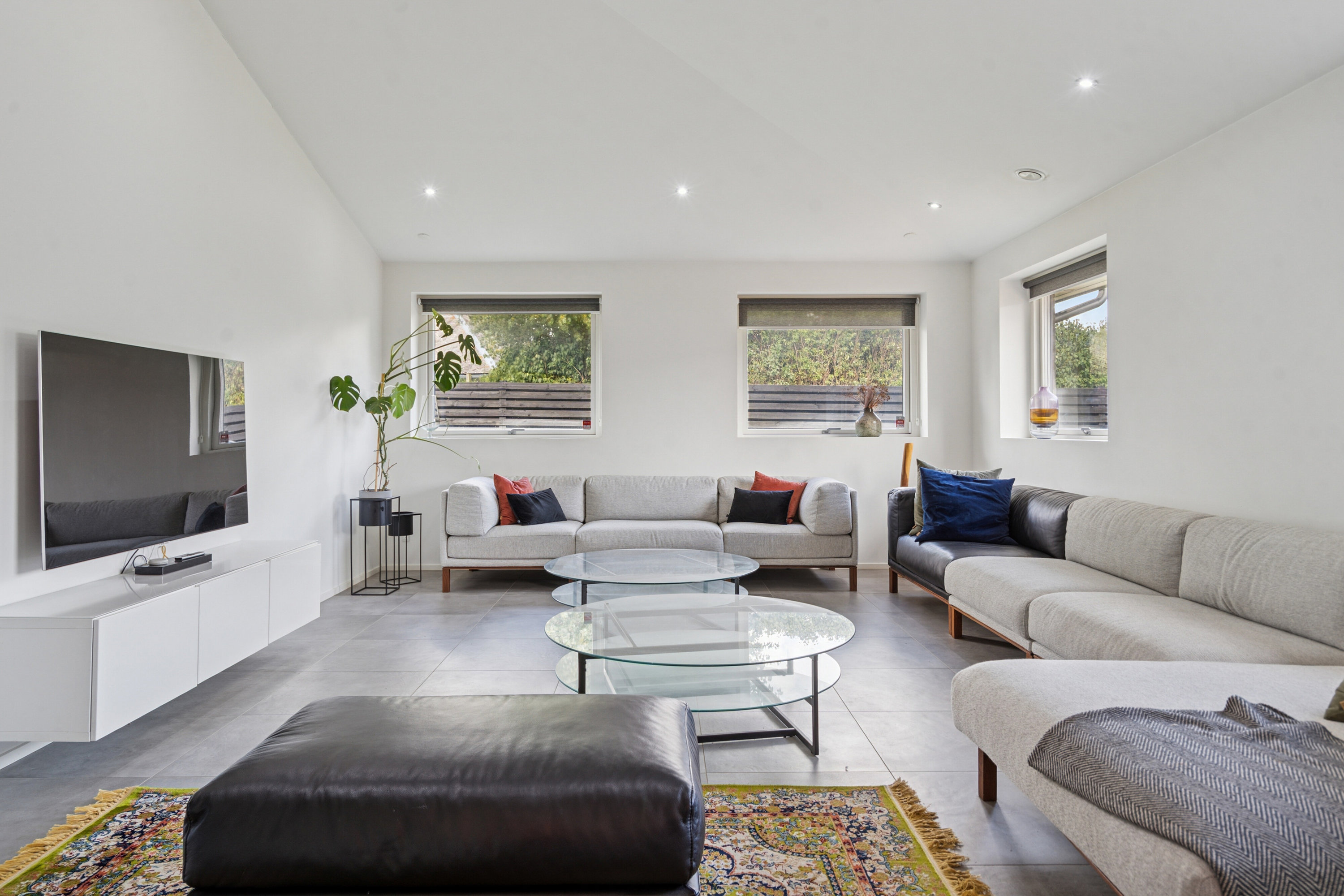 Fremhævet stue billede i fuldskærmstilstand. Billede af Snedronningen 31, Seden, 5240 Odense NØ