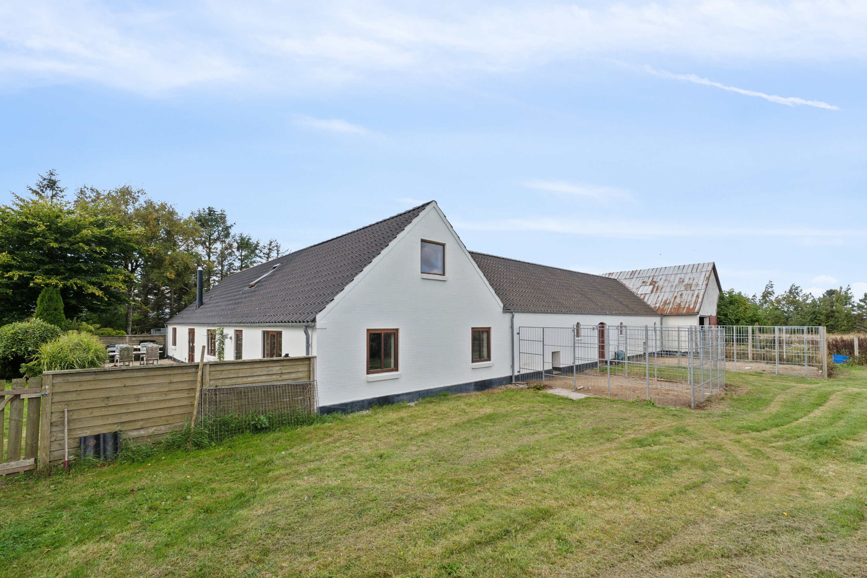 Fremhævet set fra haven billede i fuldskærmstilstand. Billede af Stokholmvej 146, 9870 Sindal