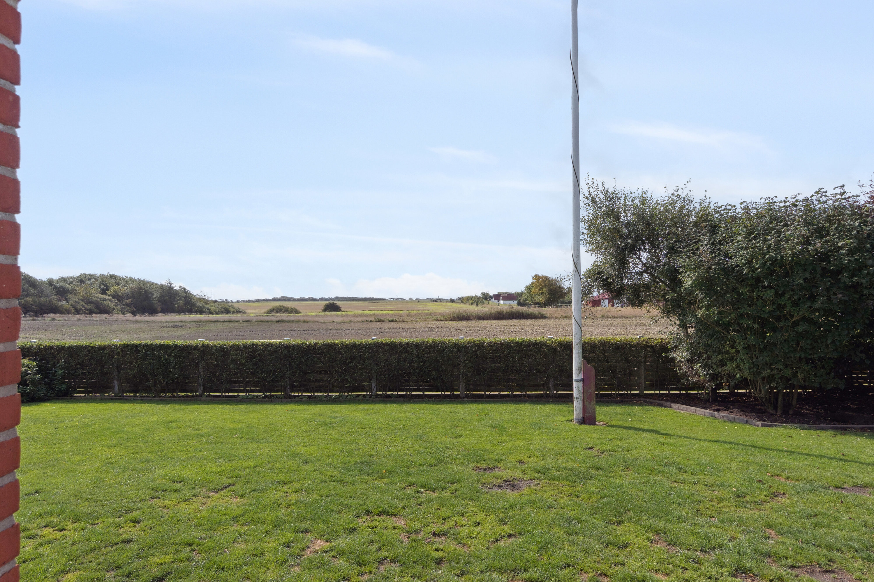 Fremhævet set fra haven billede i fuldskærmstilstand. Billede af Refstorpvej 3, 7760 Hurup Thy