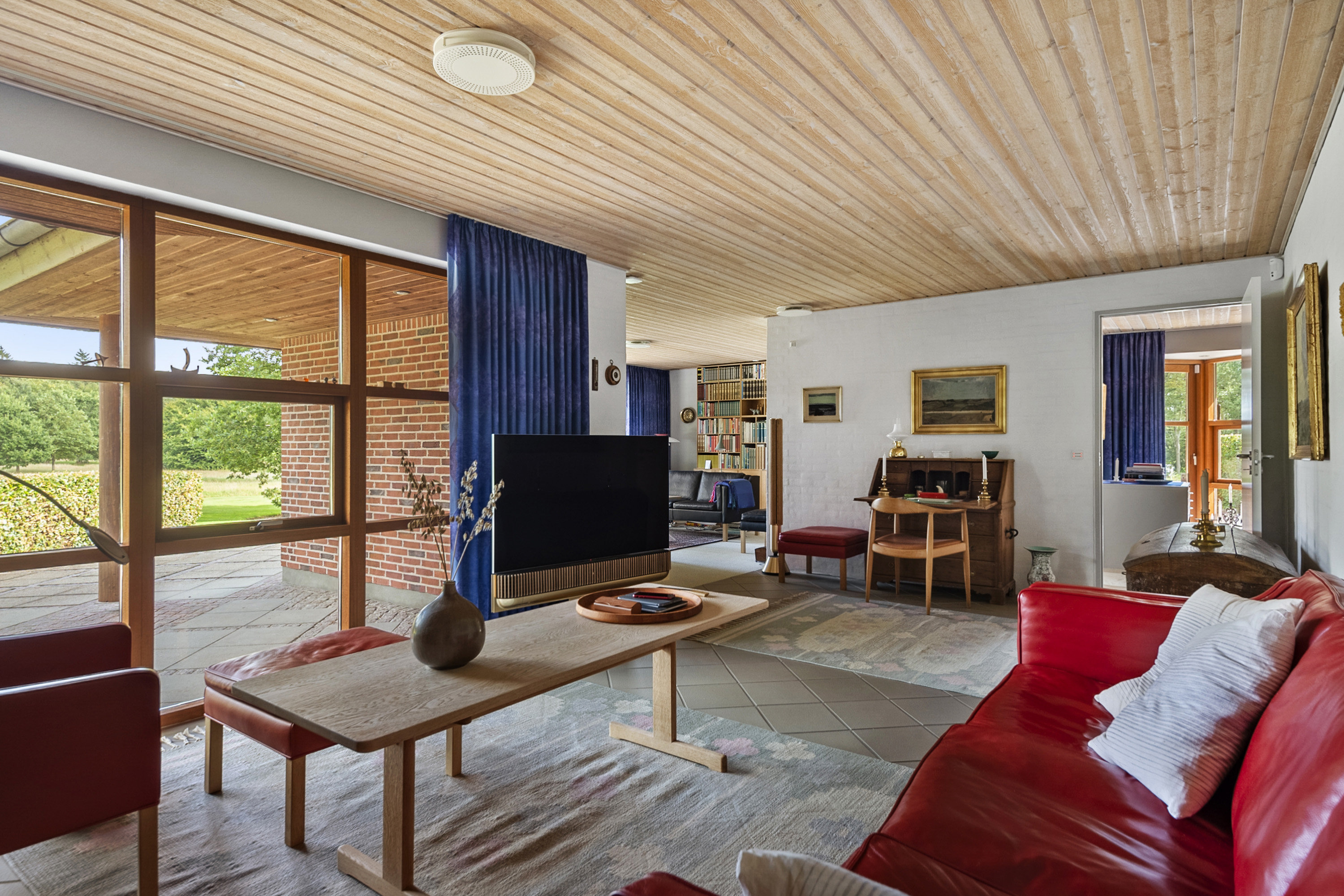 Fremhævet stue billede i fuldskærmstilstand. Billede af Lundvej 139, 6800 Varde