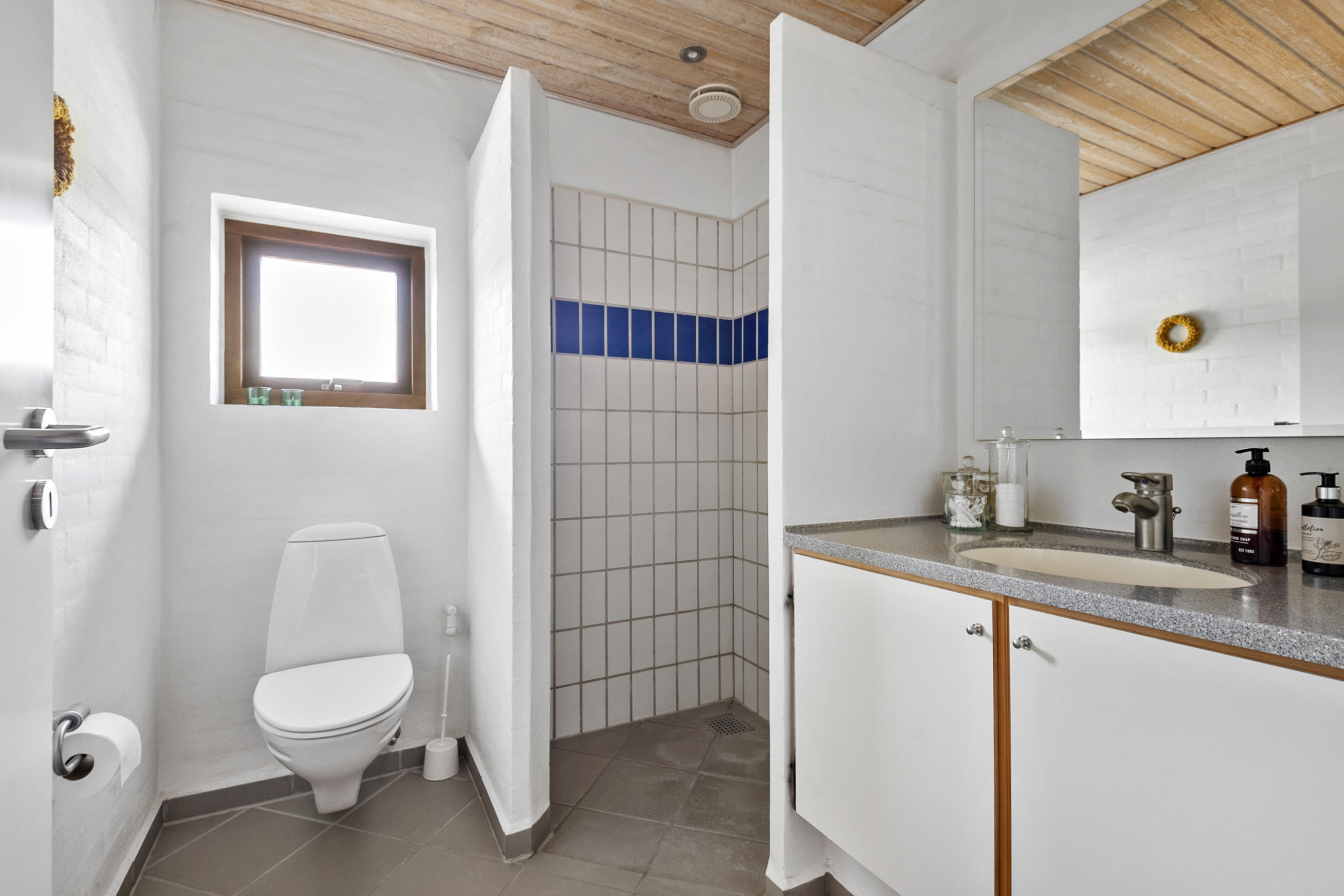 Fremhævet badeværelse billede i fuldskærmstilstand. Billede af Lundvej 139, 6800 Varde