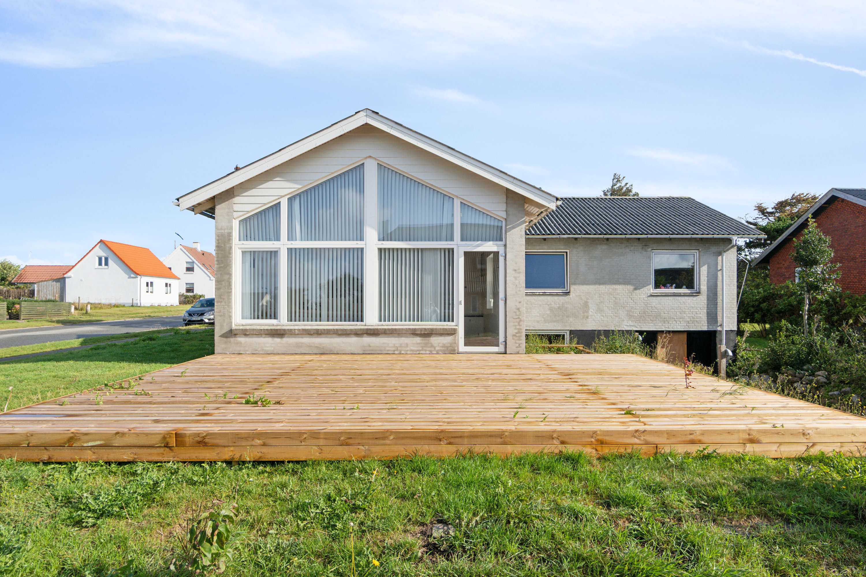 Fremhævet set fra haven billede i fuldskærmstilstand. Billede af Bellisvænget 1, 7730 Hanstholm
