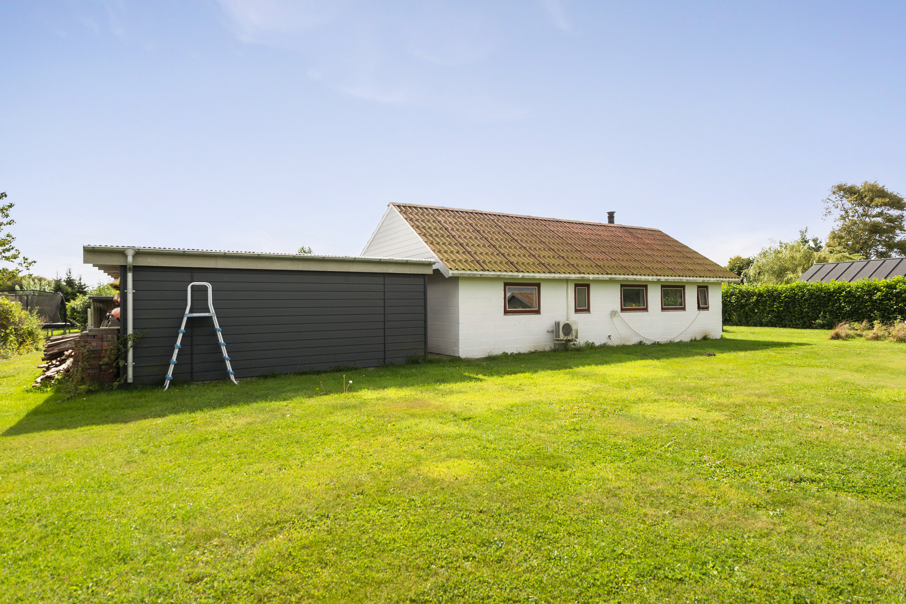 Fremhævet ejendommen billede i fuldskærmstilstand. Billede af Engagervej 78, Dyngby Strand, 8300 Odder