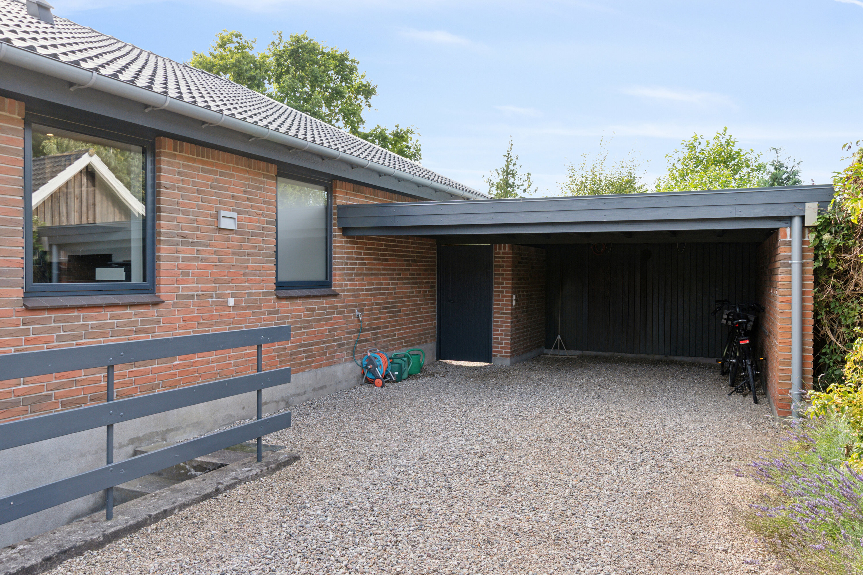 Fremhævet udendørs billede i fuldskærmstilstand. Billede af Ålandsvej 3, 4200 Slagelse