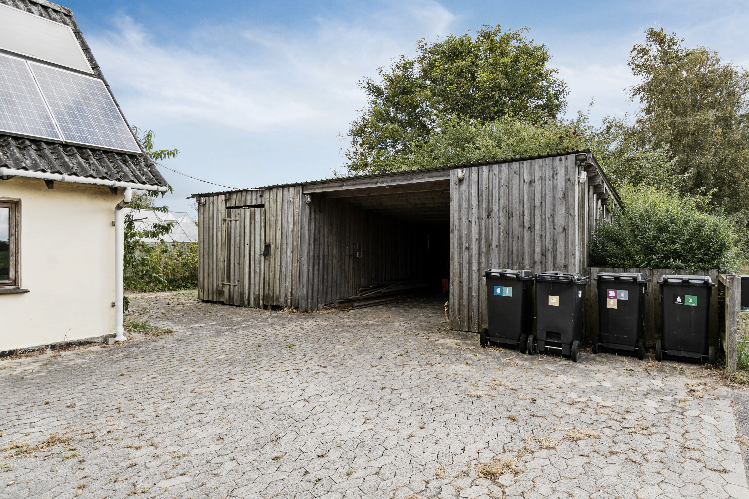 Fremhævet set fra haven billede i fuldskærmstilstand. Billede af Landevejen 79, Tuse, 4532 Gislinge