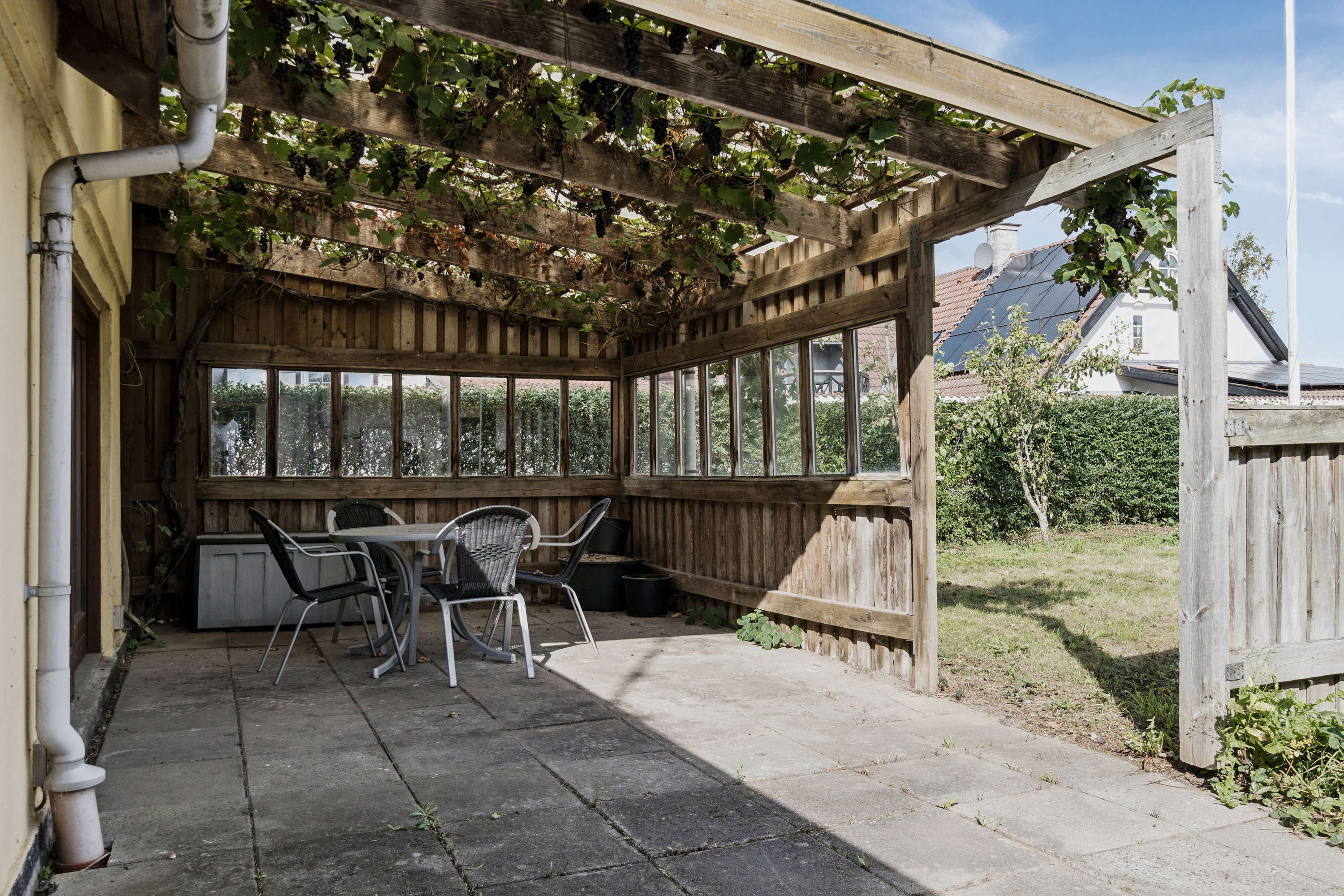 Fremhævet overdækket terrasse billede i fuldskærmstilstand. Billede af Landevejen 79, Tuse, 4532 Gislinge