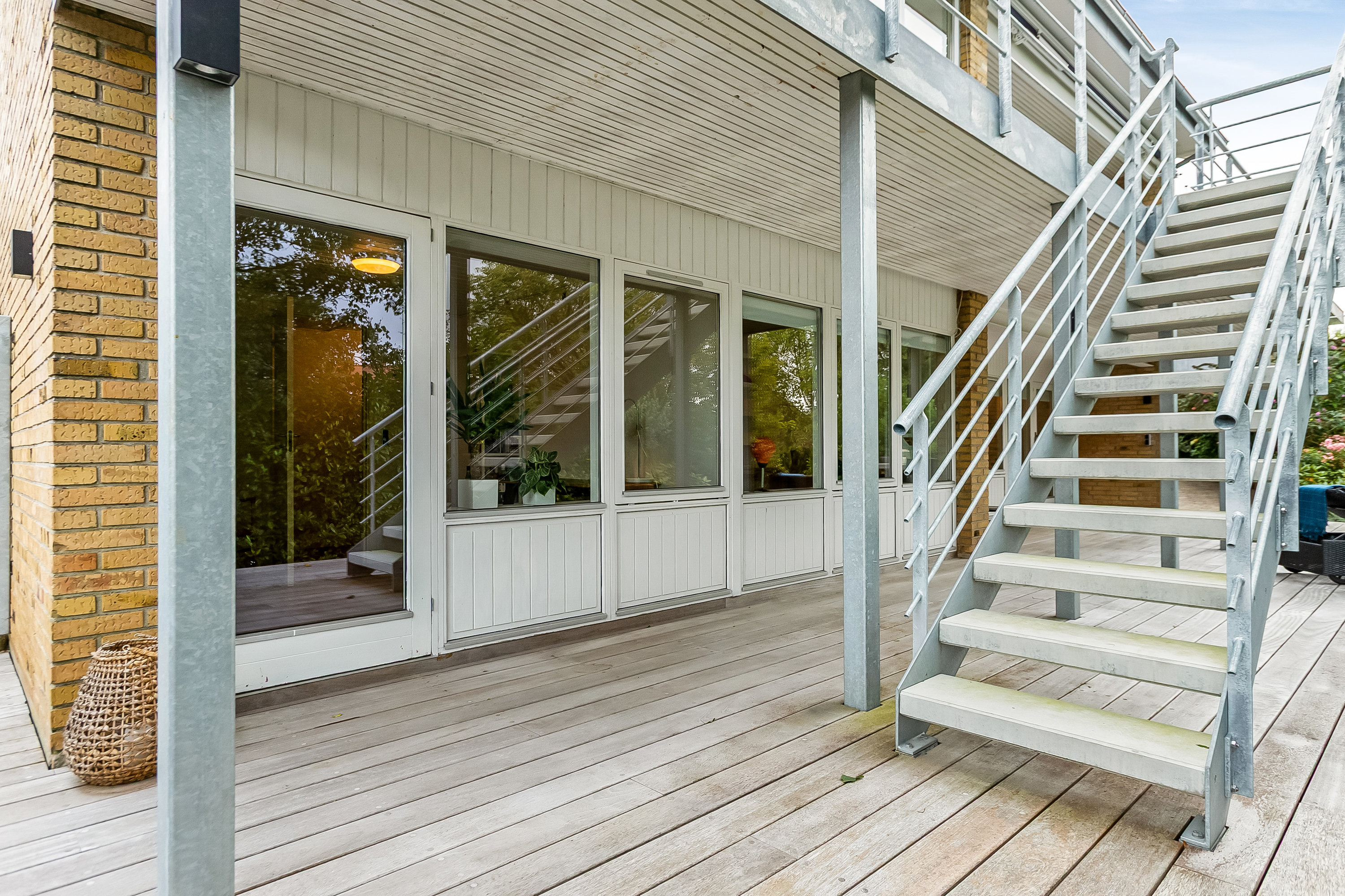 Fremhævet terrasse billede i fuldskærmstilstand. Billede af Viemosevej 5C, Bredballe, 7120 Vejle Øst