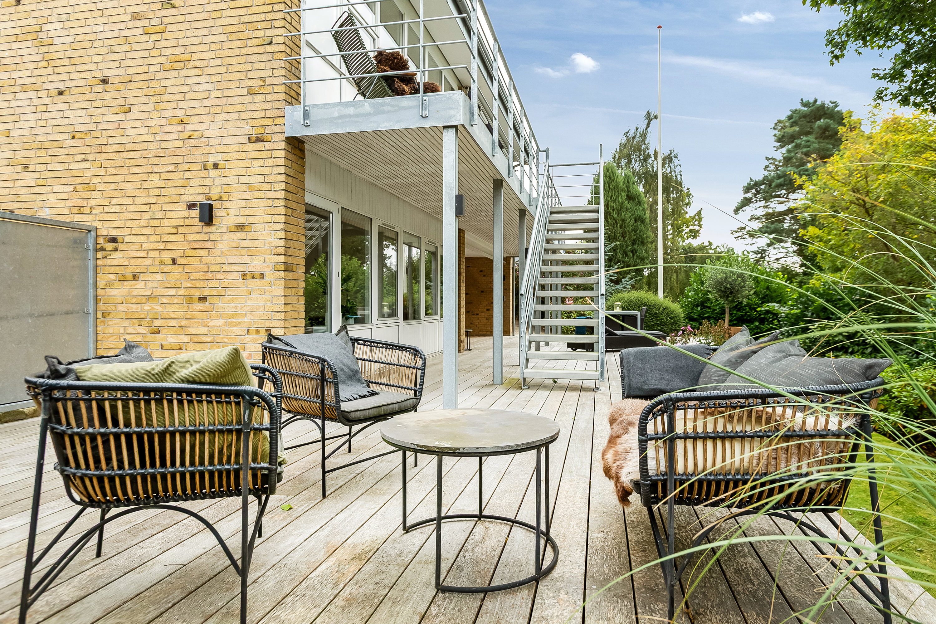 Fremhævet terrasse billede i fuldskærmstilstand. Billede af Viemosevej 5C, Bredballe, 7120 Vejle Øst