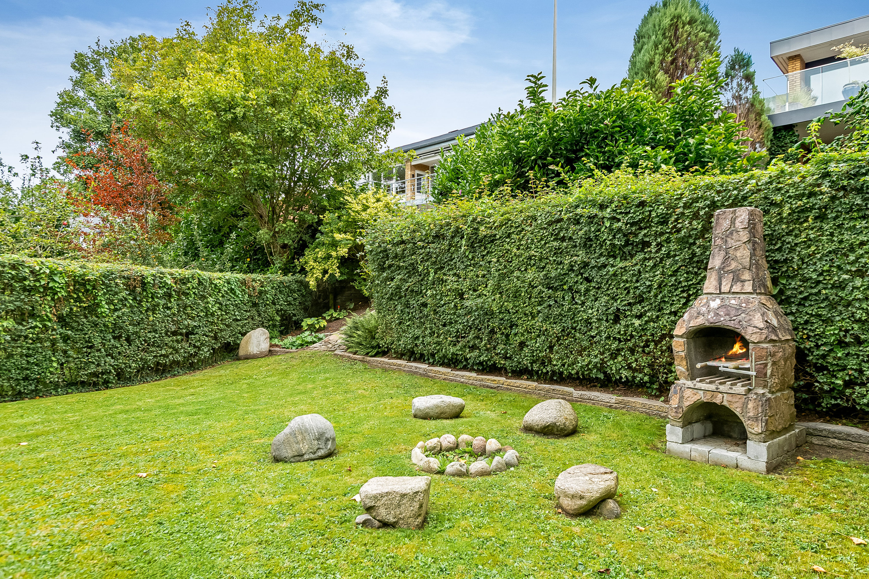 Fremhævet have billede i fuldskærmstilstand. Billede af Viemosevej 5C, Bredballe, 7120 Vejle Øst