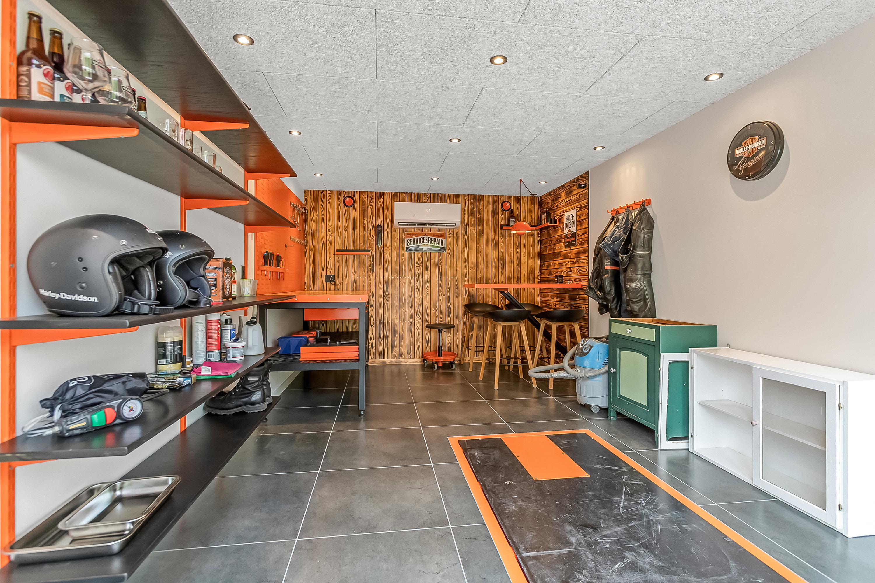 Fremhævet garage billede i fuldskærmstilstand. Billede af Viemosevej 5C, Bredballe, 7120 Vejle Øst