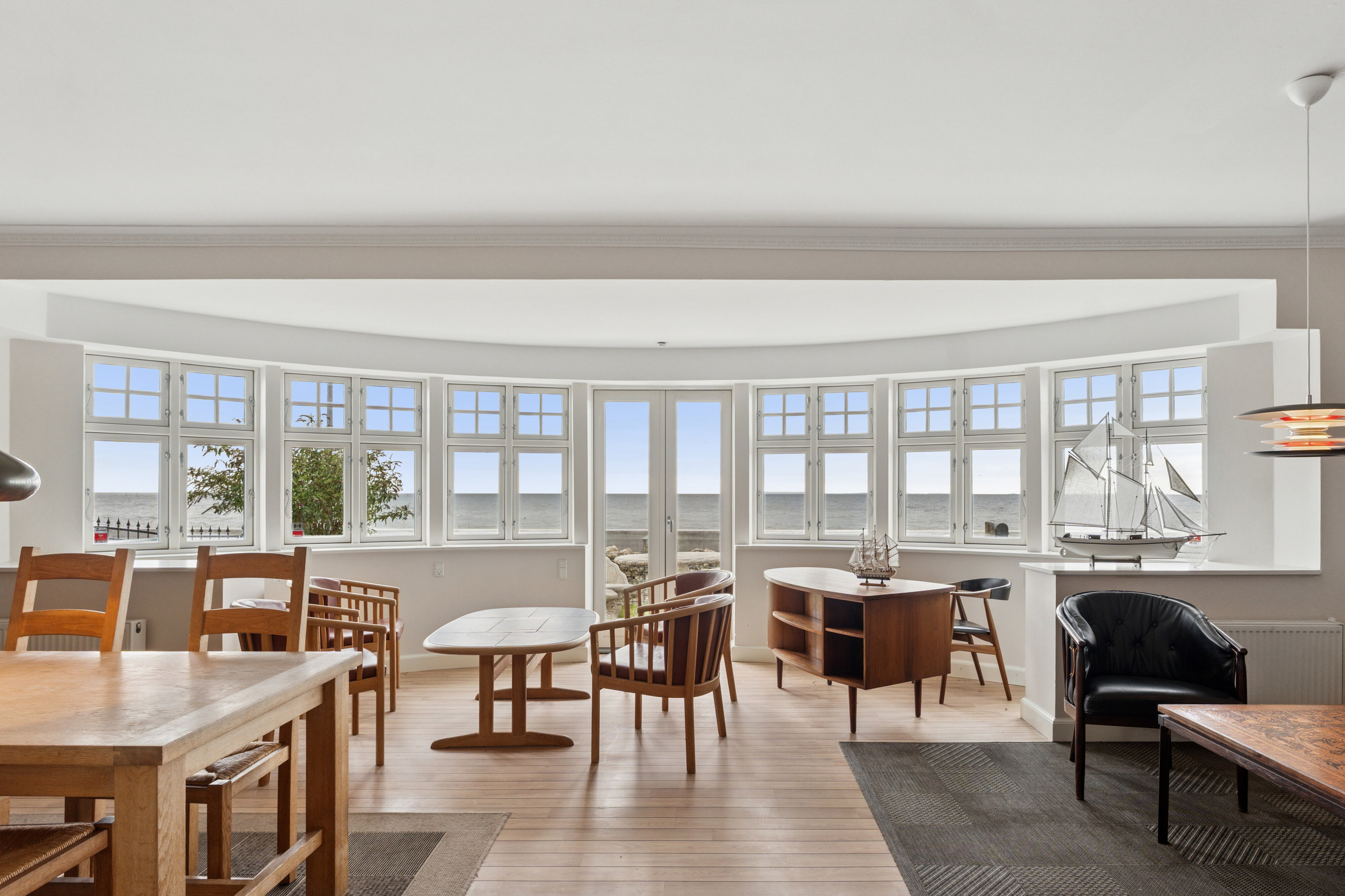 Fremhævet stue billede i fuldskærmstilstand. Billede af Strandvejen 48, 4654 Faxe Ladeplads