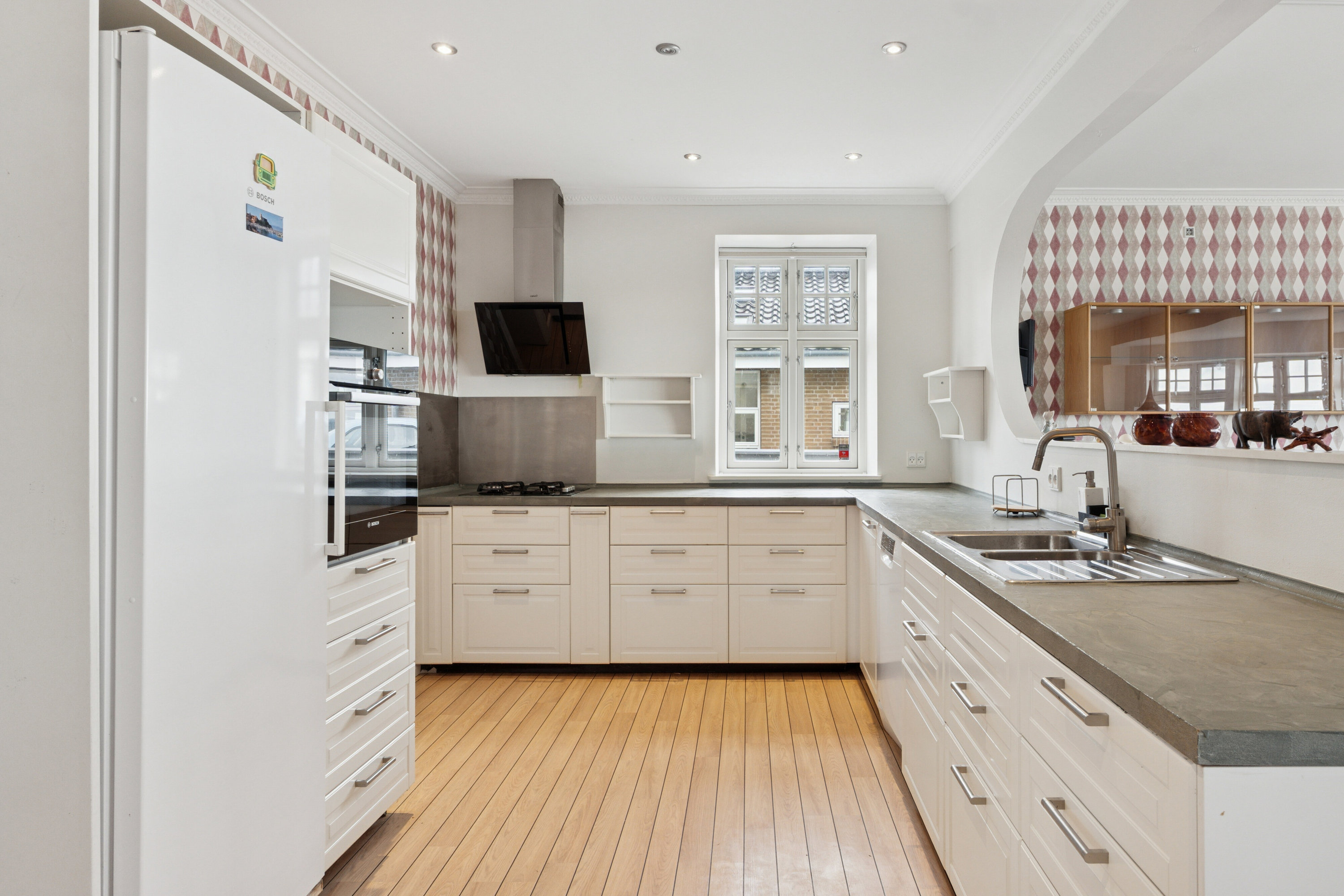 Fremhævet køkken billede i fuldskærmstilstand. Billede af Strandvejen 48, 4654 Faxe Ladeplads