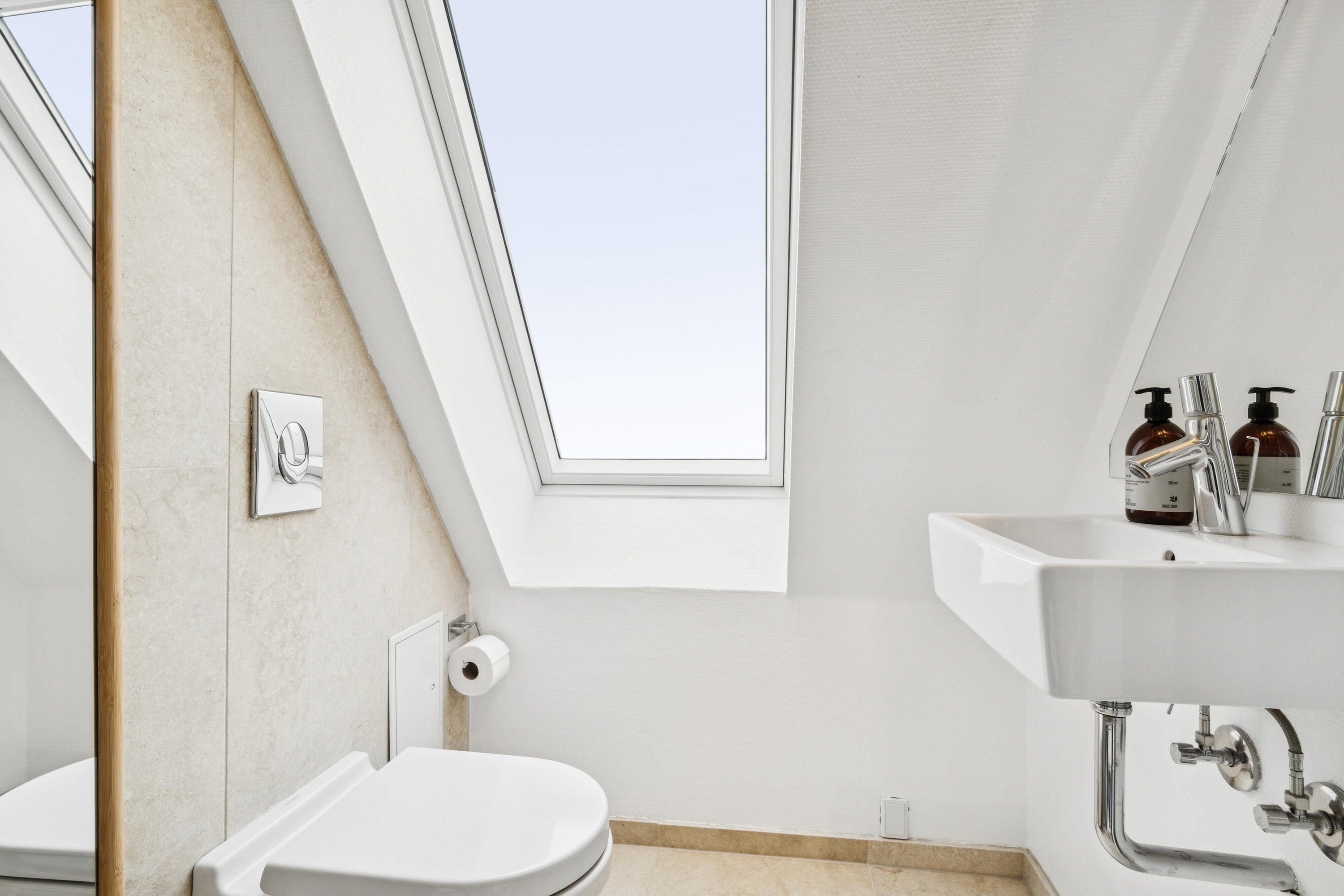 Fremhævet badeværelse billede i fuldskærmstilstand. Billede af Fenrisvej 68, Allerup, 4300 Holbæk