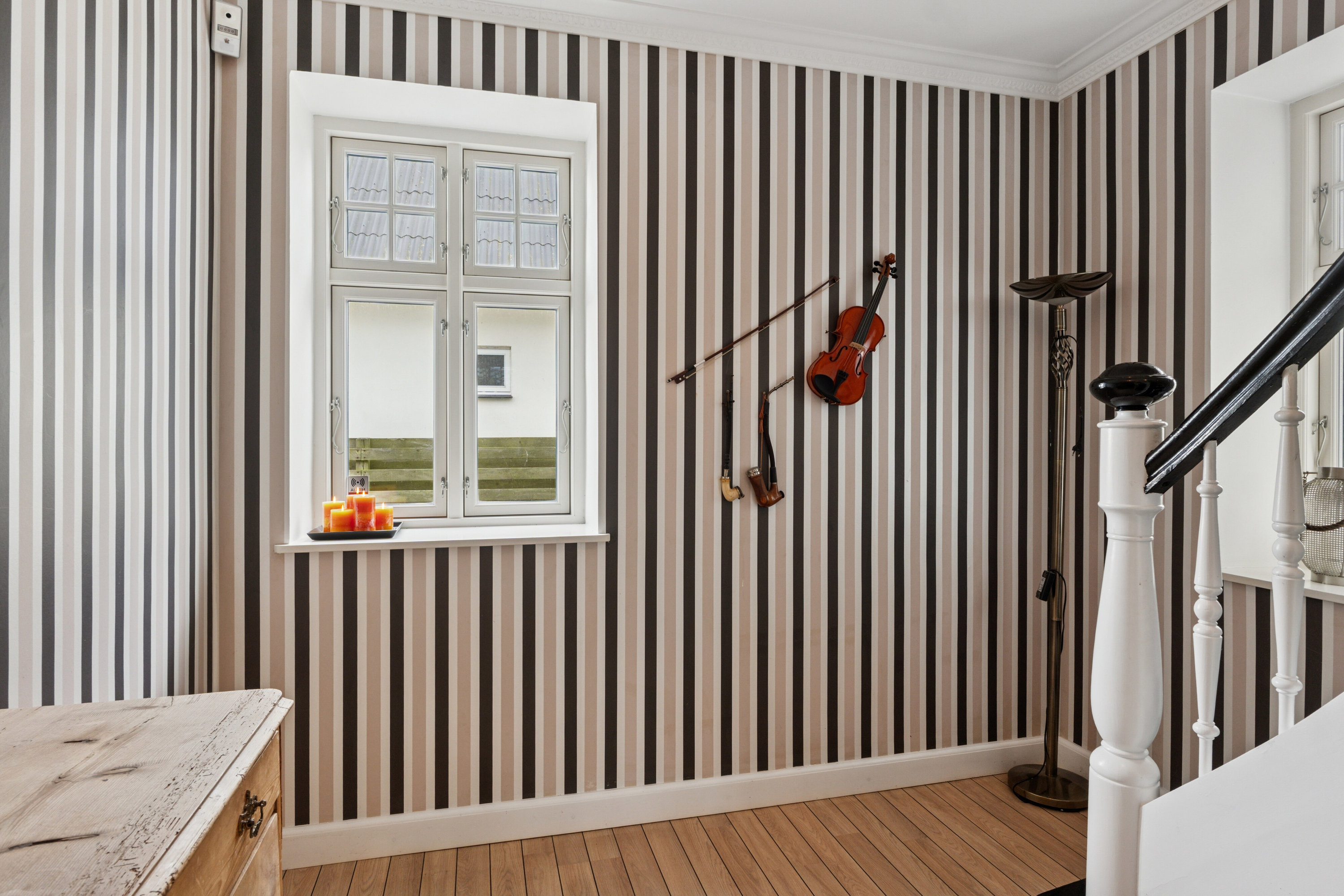 Fremhævet indendørs billede i fuldskærmstilstand. Billede af Strandvejen 48, 4654 Faxe Ladeplads