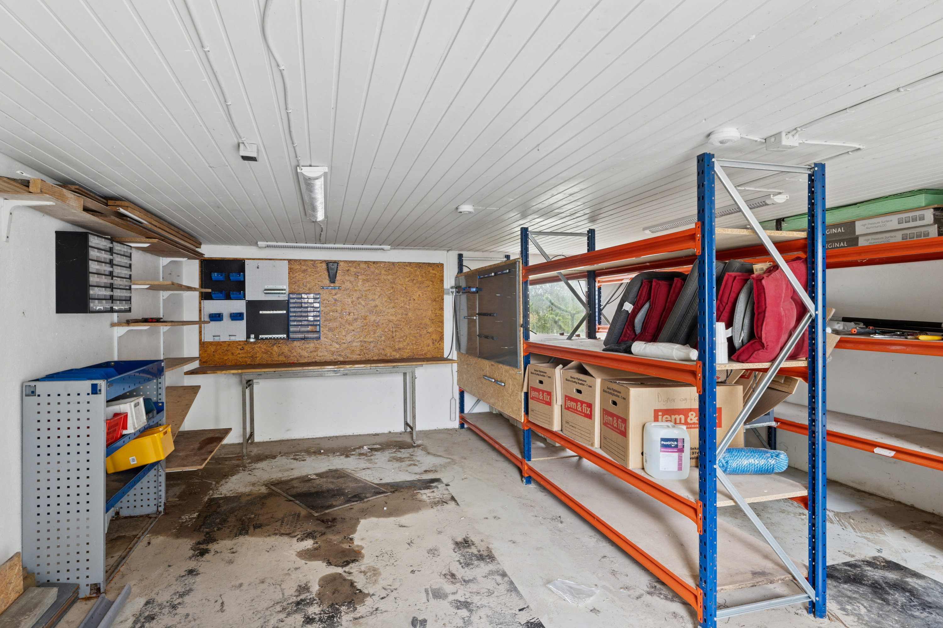 Fremhævet lager billede i fuldskærmstilstand. Billede af Strandvejen 48, 4654 Faxe Ladeplads