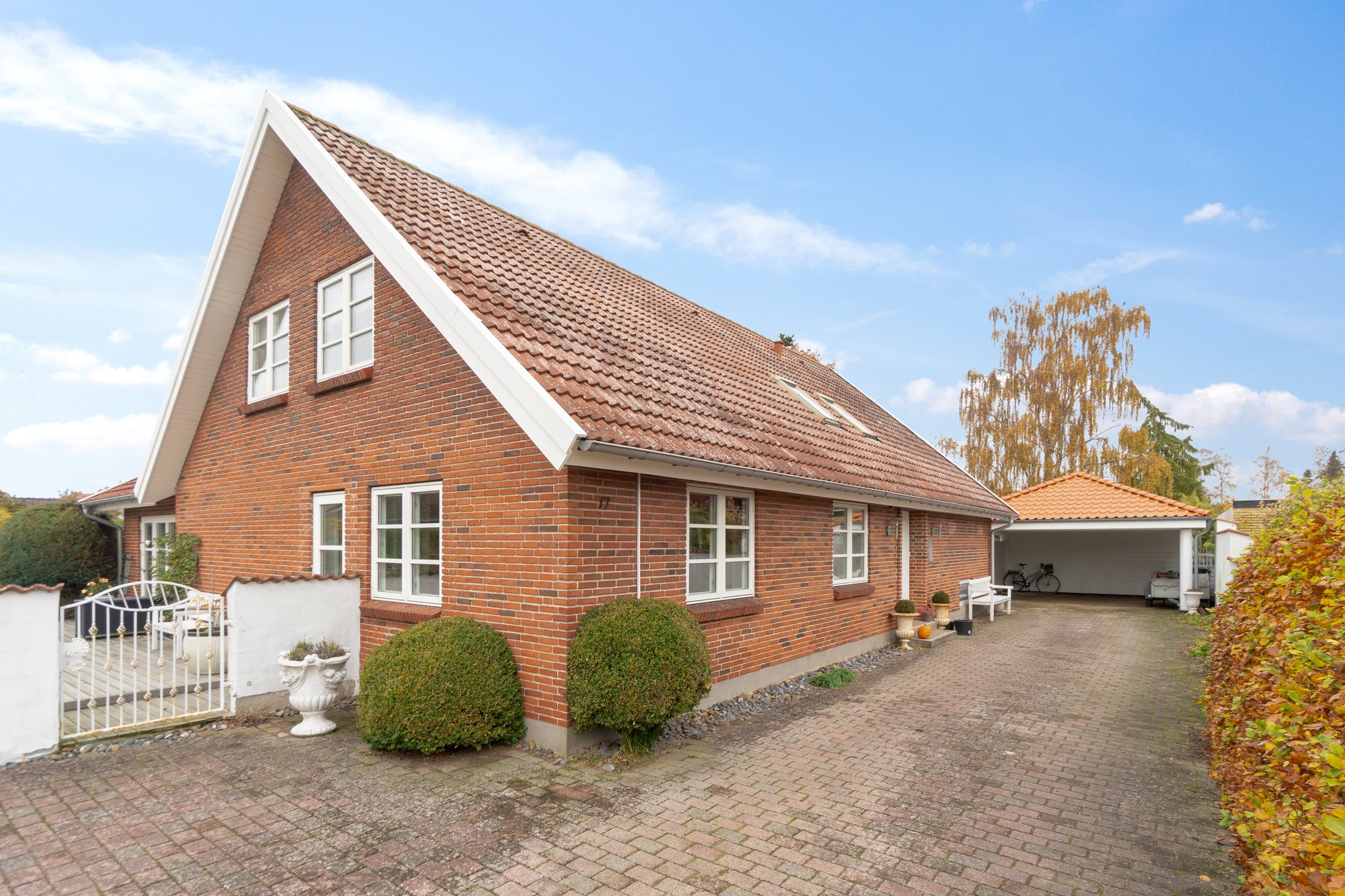 Fremhævet set fra vejen billede i fuldskærmstilstand. Billede af Georg Brandes Vej 17, 4700 Næstved