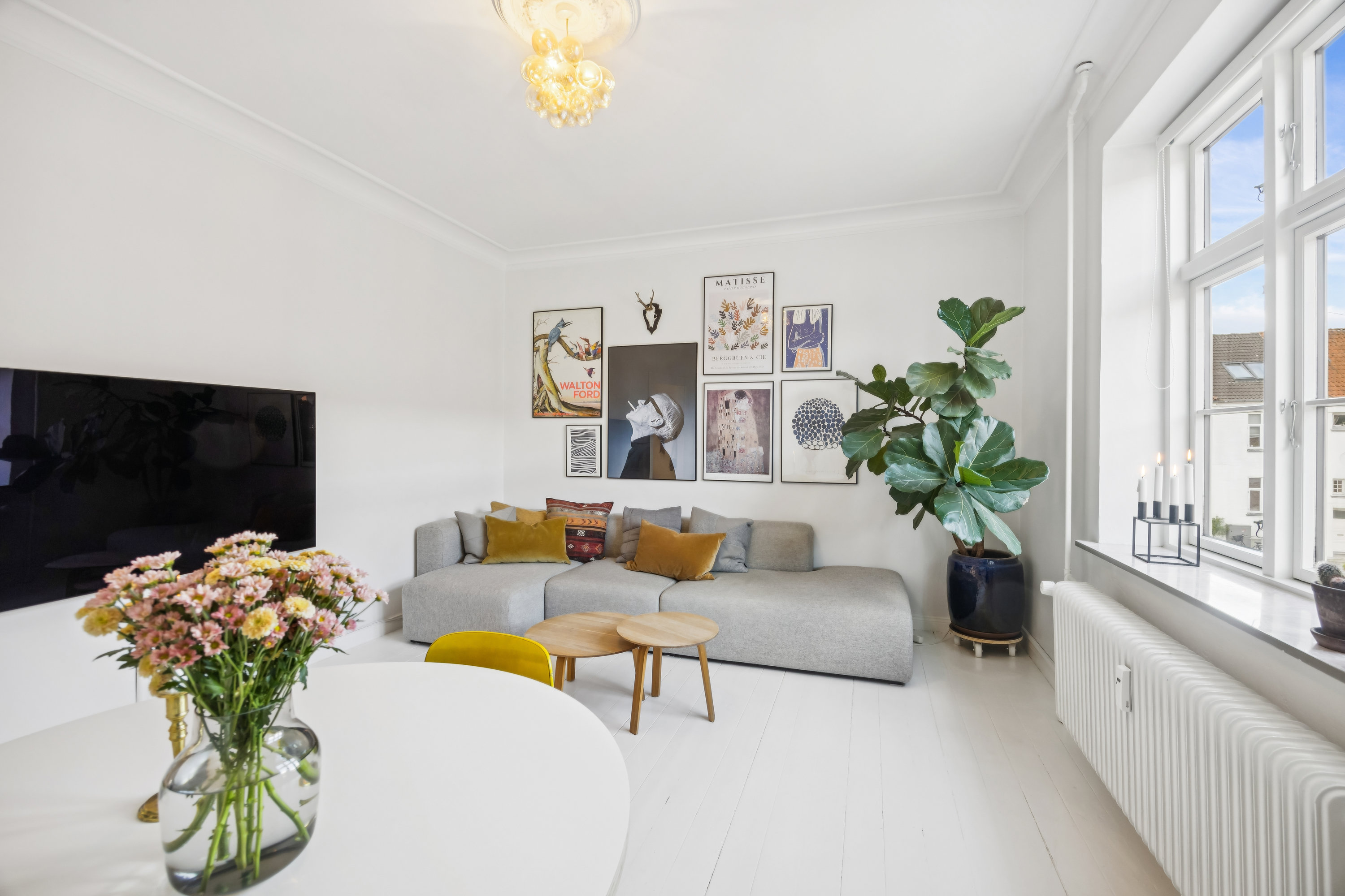 Fremhævet stue billede i fuldskærmstilstand. Billede af Møensgade 2, 1. th., 9000 Aalborg