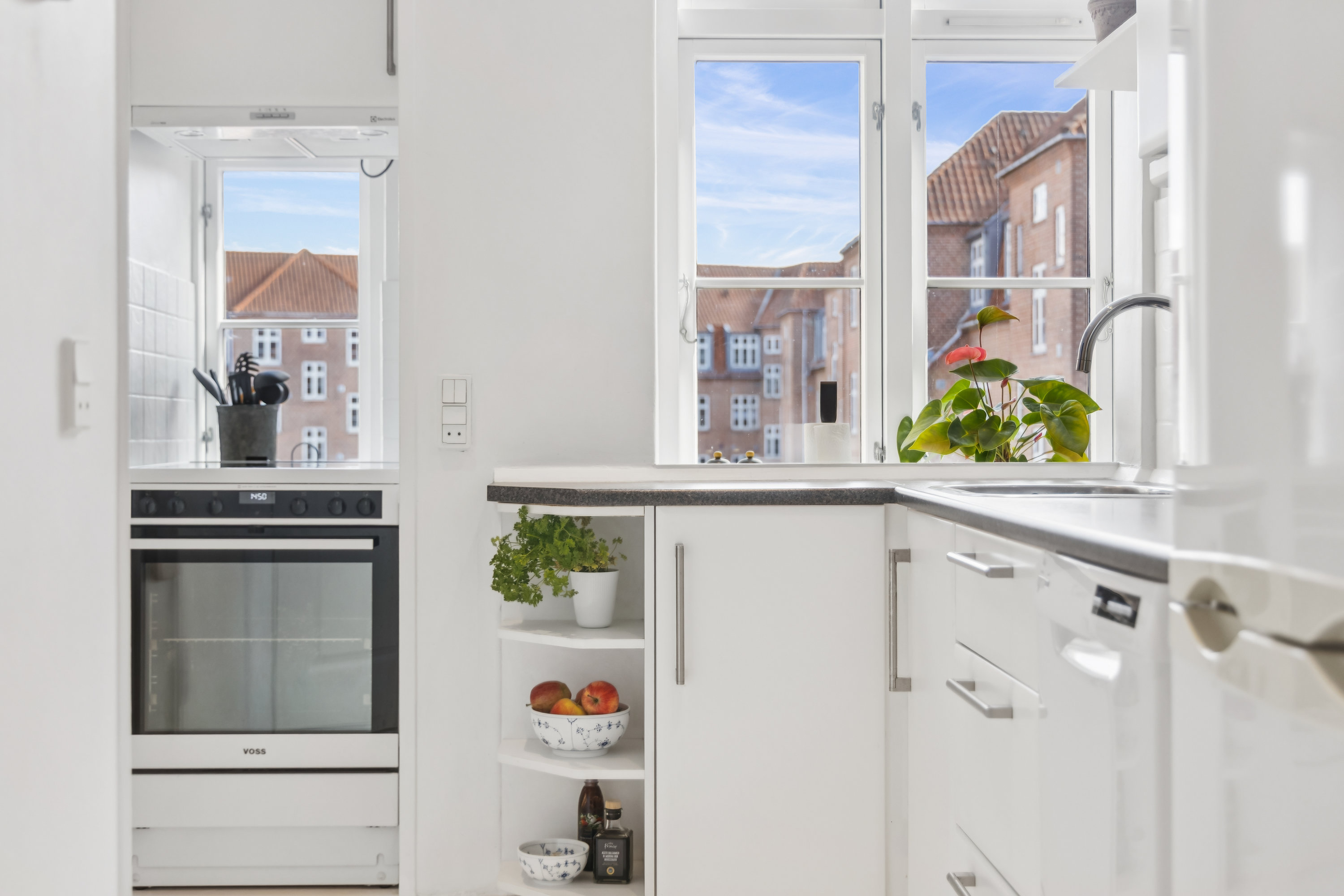 Fremhævet køkken billede i fuldskærmstilstand. Billede af Møensgade 2, 1. th., 9000 Aalborg