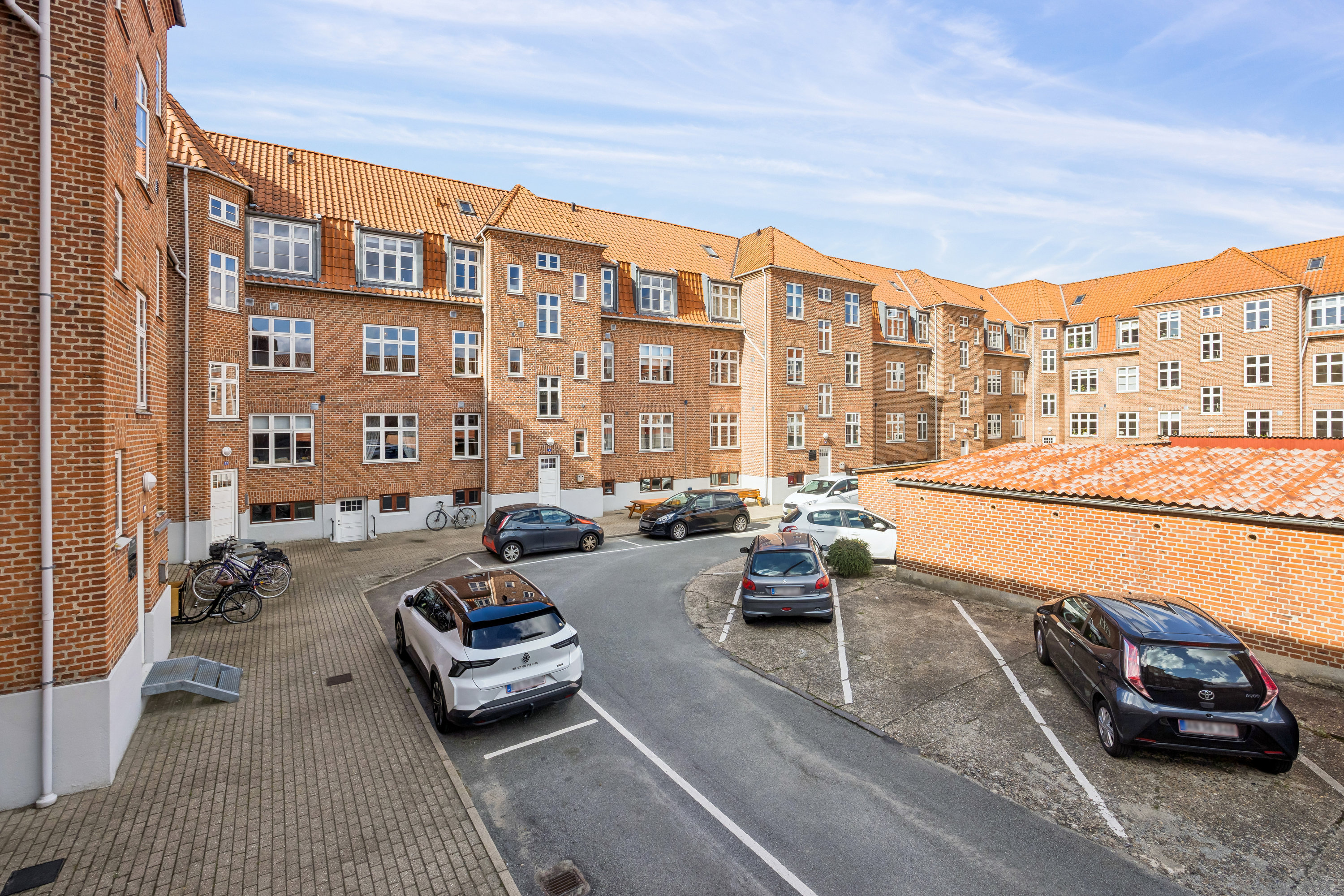 Fremhævet ejendom 1 billede i fuldskærmstilstand. Billede af Møensgade 2, 1. th., 9000 Aalborg