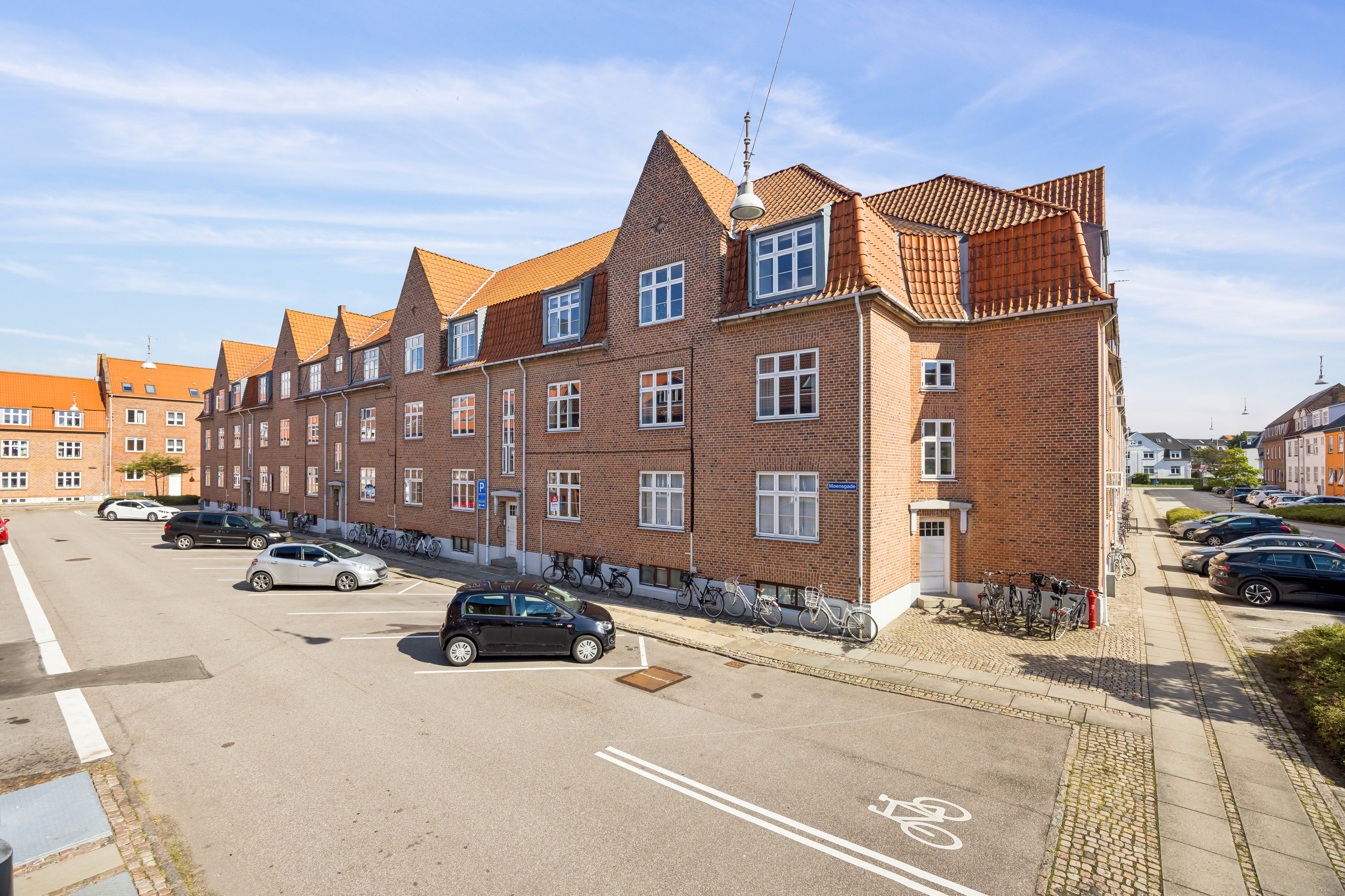 Fremhævet ejendom 1 billede i fuldskærmstilstand. Billede af Møensgade 2, 1. th., 9000 Aalborg