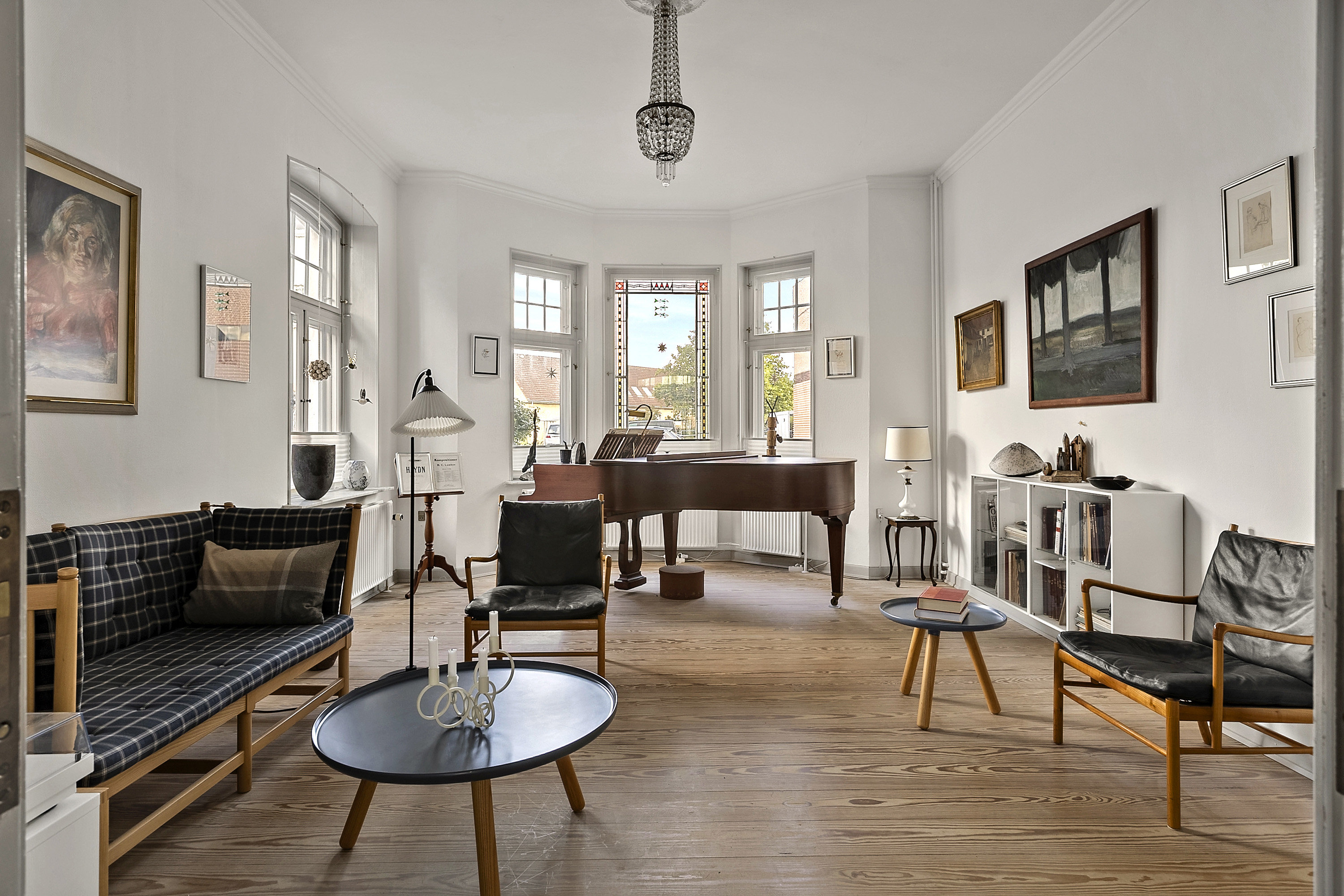 Fremhævet stue billede i fuldskærmstilstand. Billede af Forstalle 27, 6200 Aabenraa