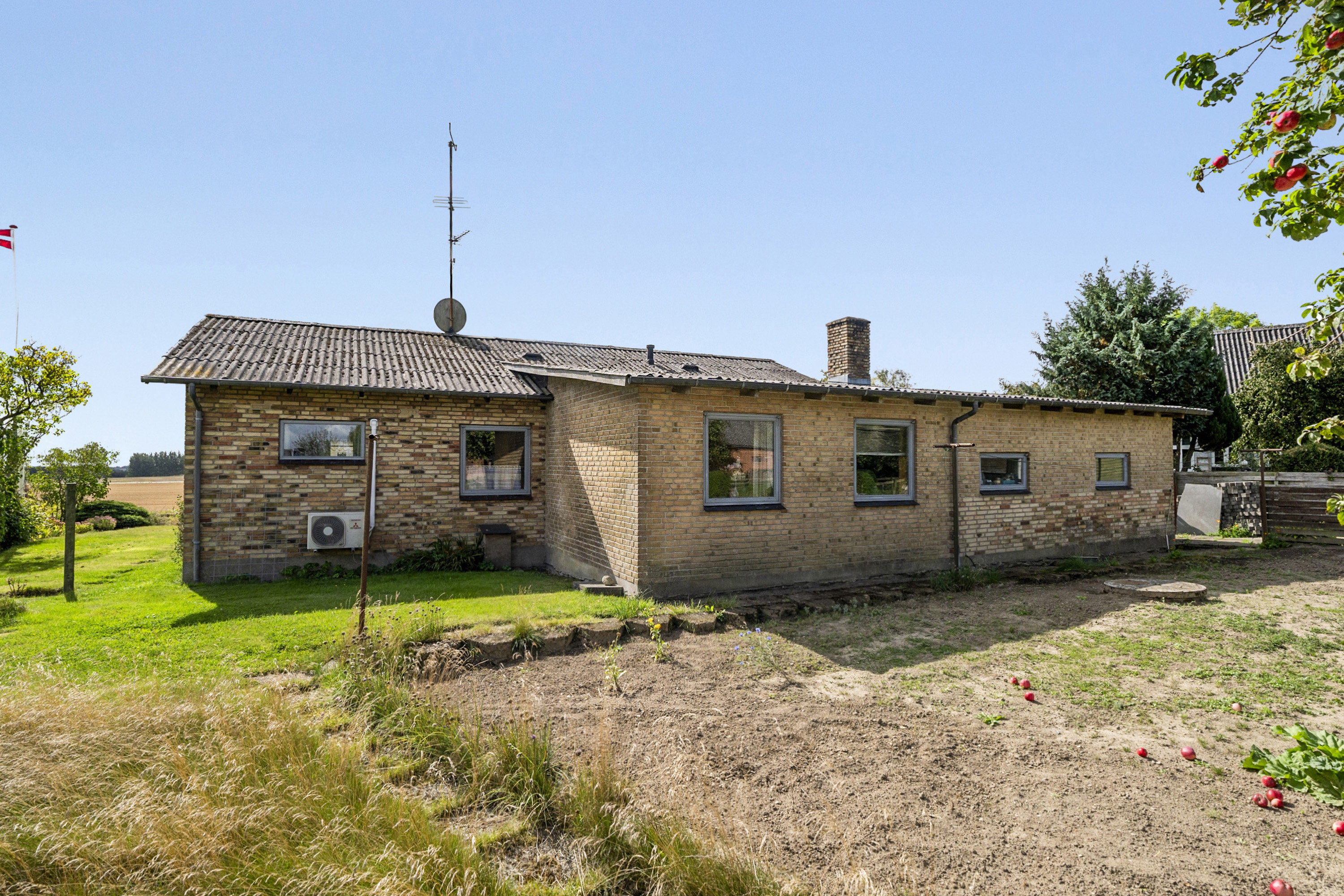 Fremhævet ejendommen billede i fuldskærmstilstand. Billede af Balle Tværvej 3, Balle, 8300 Odder