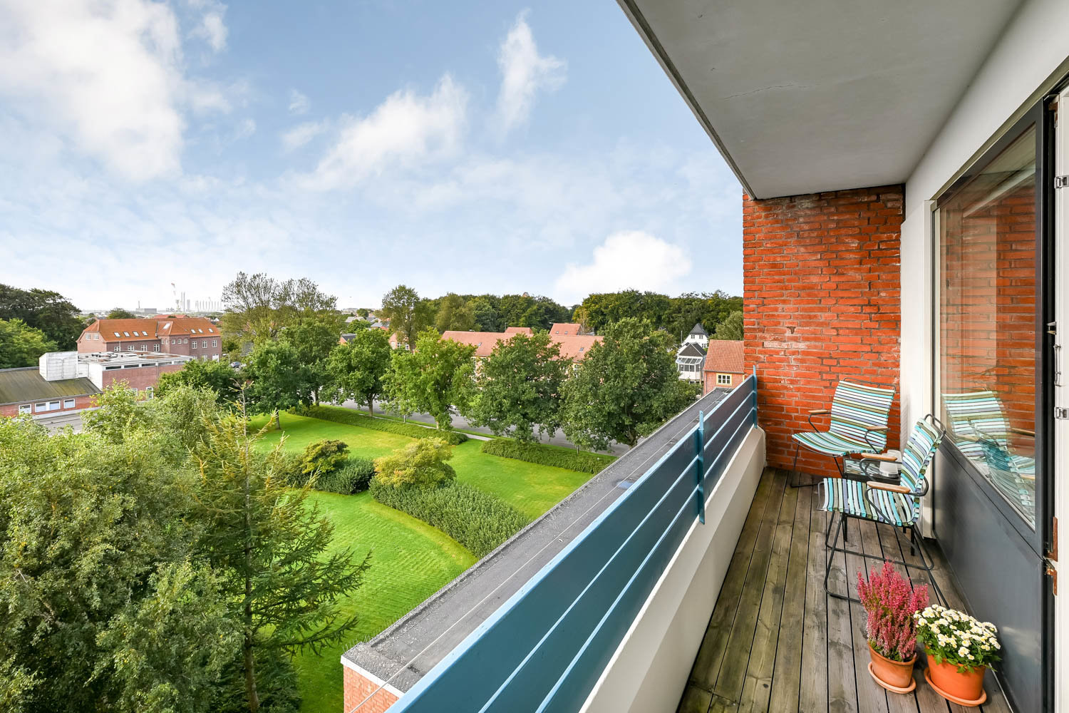 Fremhævet have billede i fuldskærmstilstand. Billede af Skoleparken 7, 5. th., 6705 Esbjerg Ø