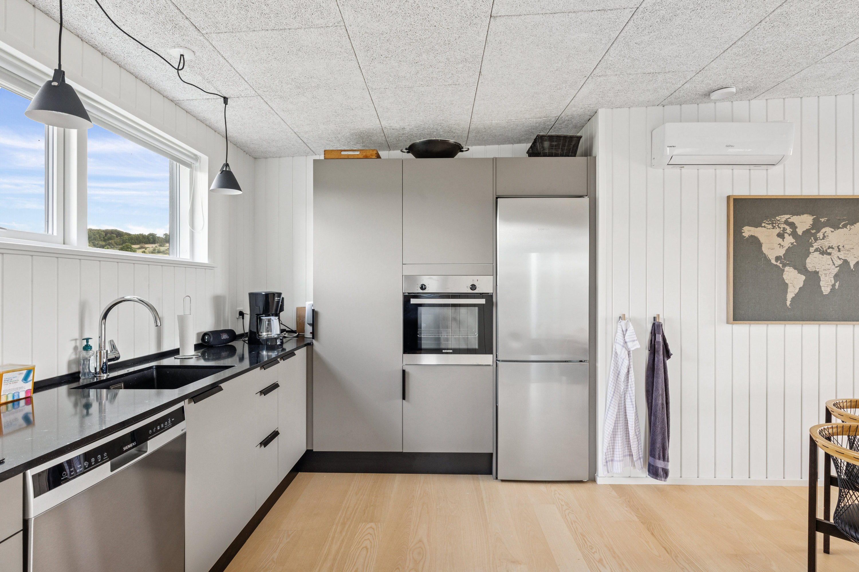 Fremhævet køkken billede i fuldskærmstilstand. Billede af Fjorddalen 22, Hjarbæk, 8831 Løgstrup