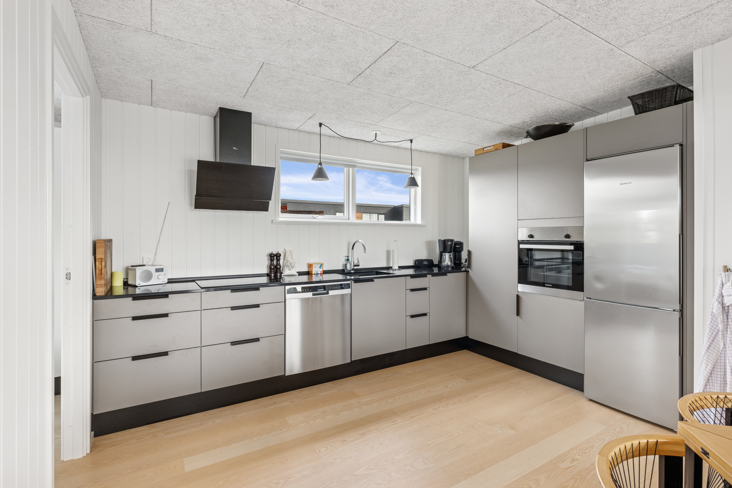 Fremhævet køkken billede i fuldskærmstilstand. Billede af Fjorddalen 22, Hjarbæk, 8831 Løgstrup