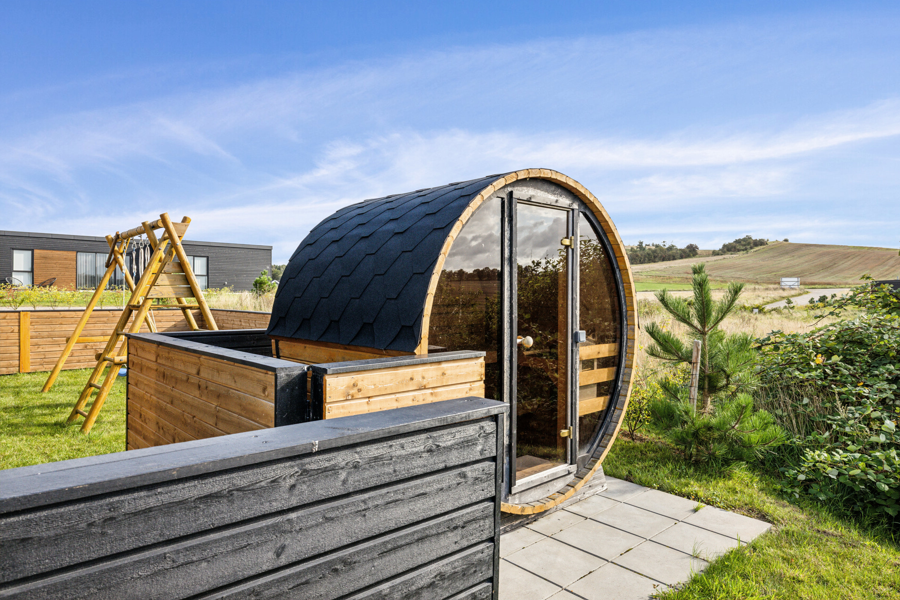 Fremhævet have billede i fuldskærmstilstand. Billede af Fjorddalen 22, Hjarbæk, 8831 Løgstrup