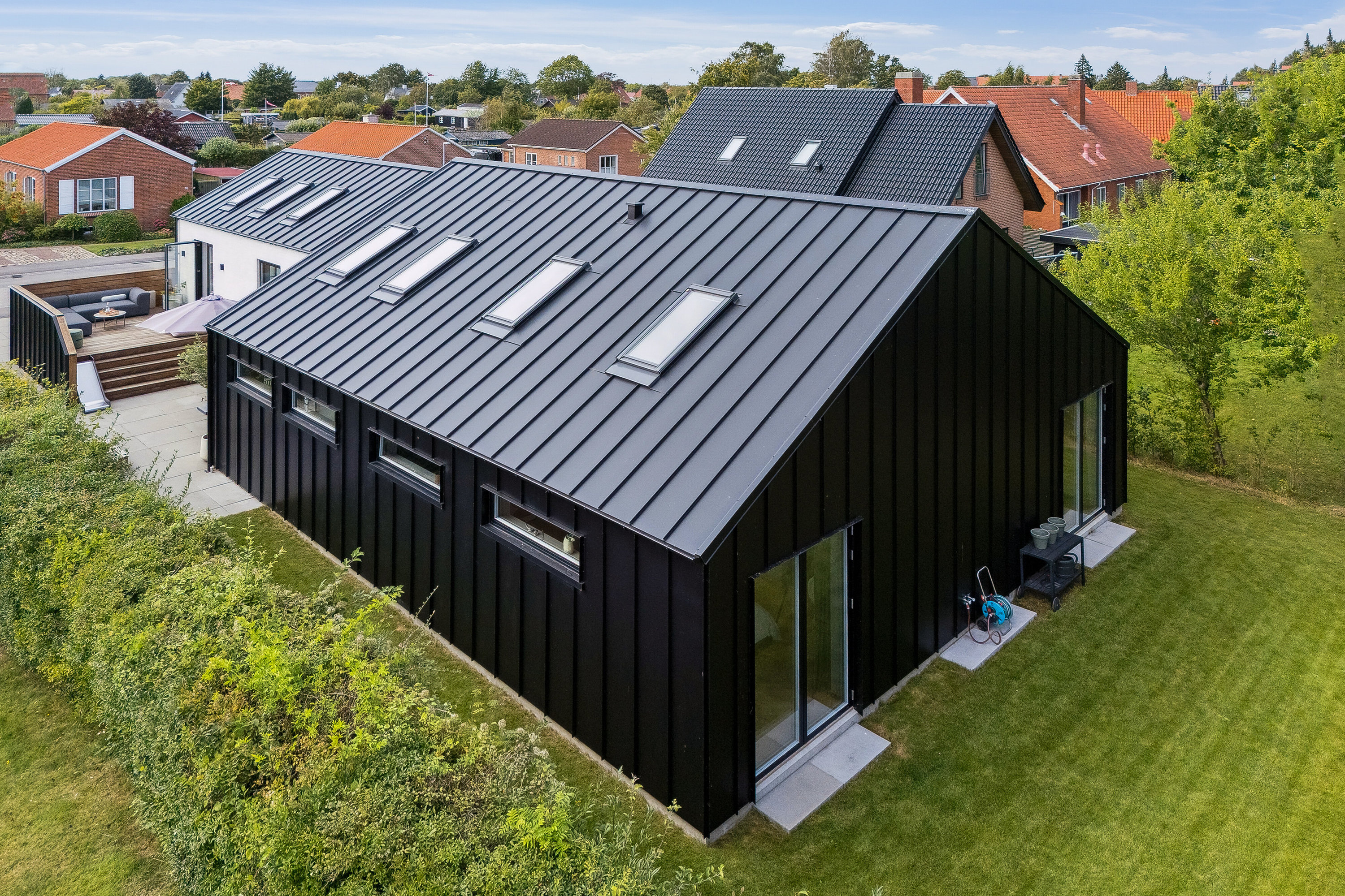 Fremhævet set fra haven billede i fuldskærmstilstand. Billede af Astersvej 7, 4200 Slagelse