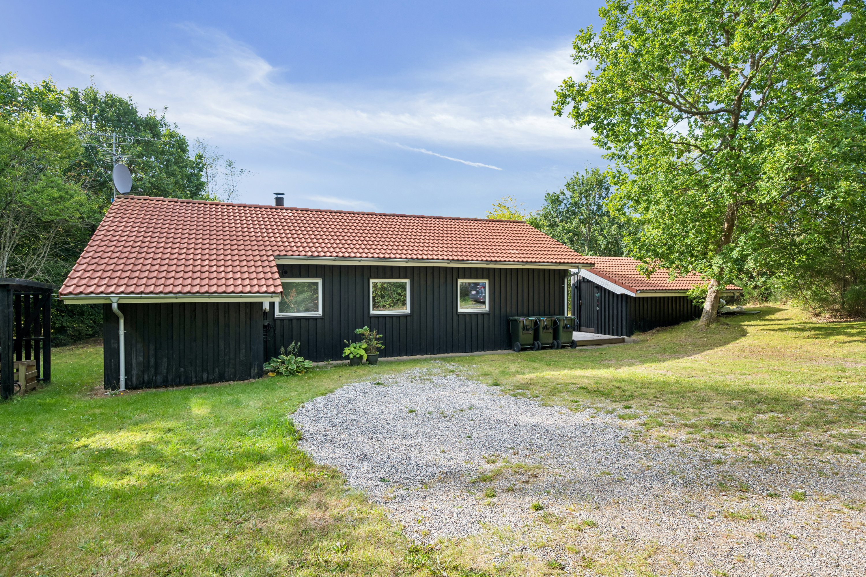 Miniaturebillede 2: ejendom 1. Billede af Ndr. Lyngsbækvej 26, Lyngsbæk, 8400 Ebeltoft