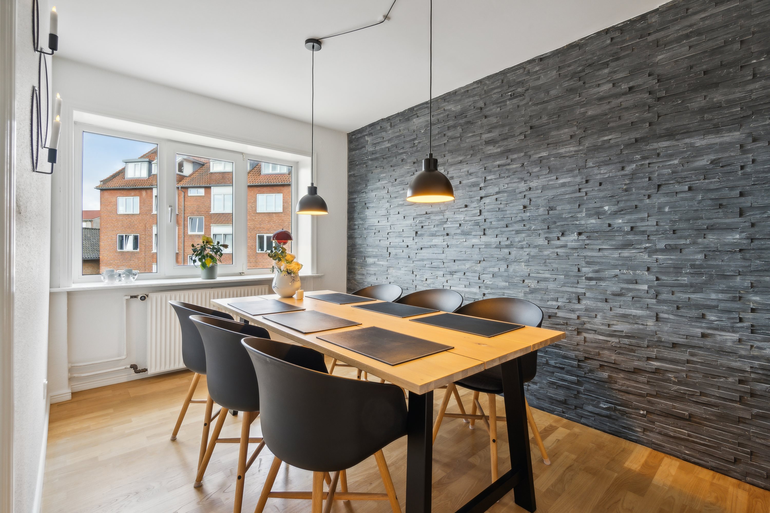 Fremhævet  billede i fuldskærmstilstand. Billede af Frodesgade 156, 2. th., 6700 Esbjerg