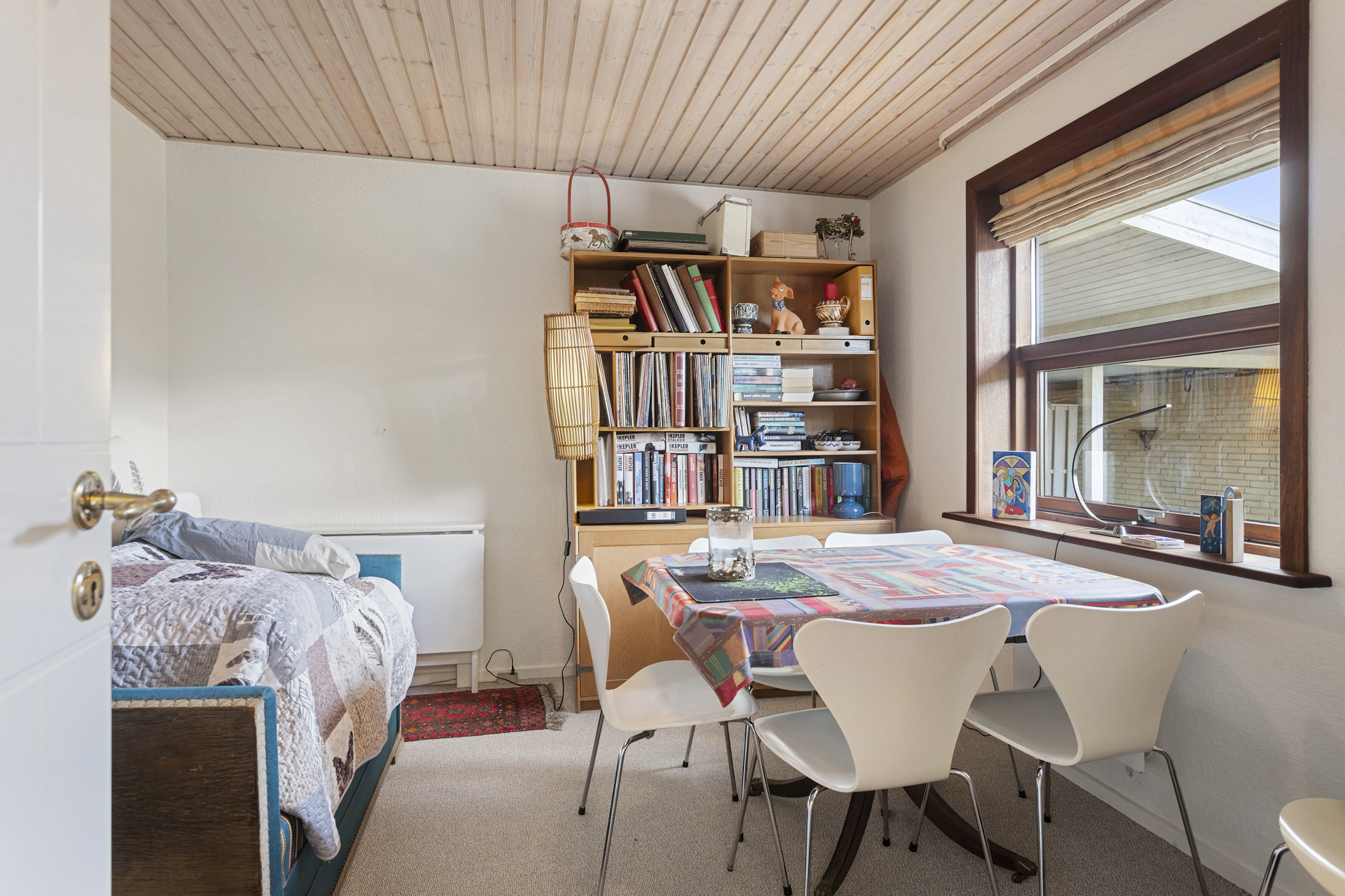 Fremhævet værelse billede i fuldskærmstilstand. Billede af Marinus Bødkers Vej 16, 9900 Frederikshavn