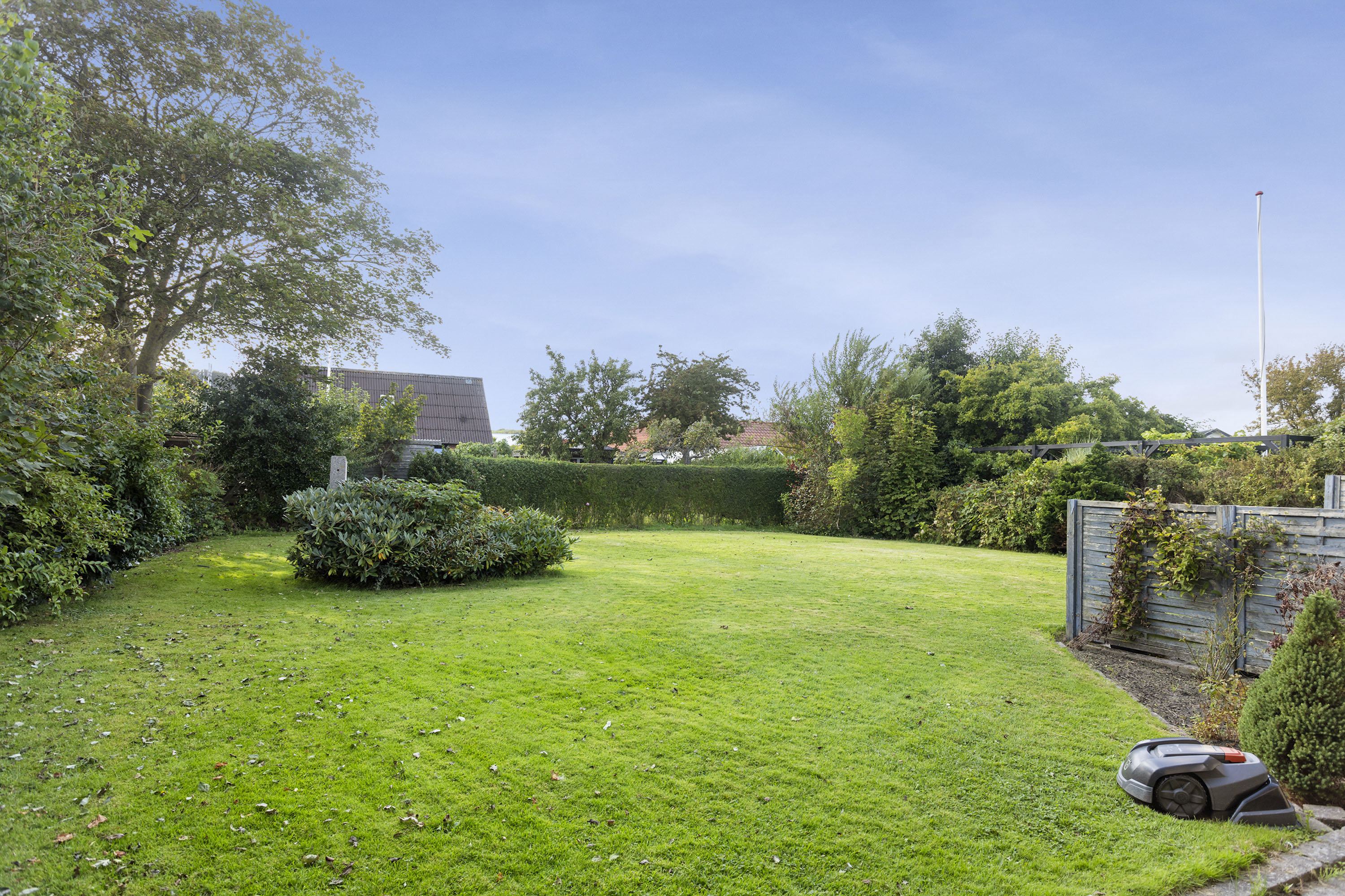 Fremhævet have billede i fuldskærmstilstand. Billede af Marinus Bødkers Vej 16, 9900 Frederikshavn