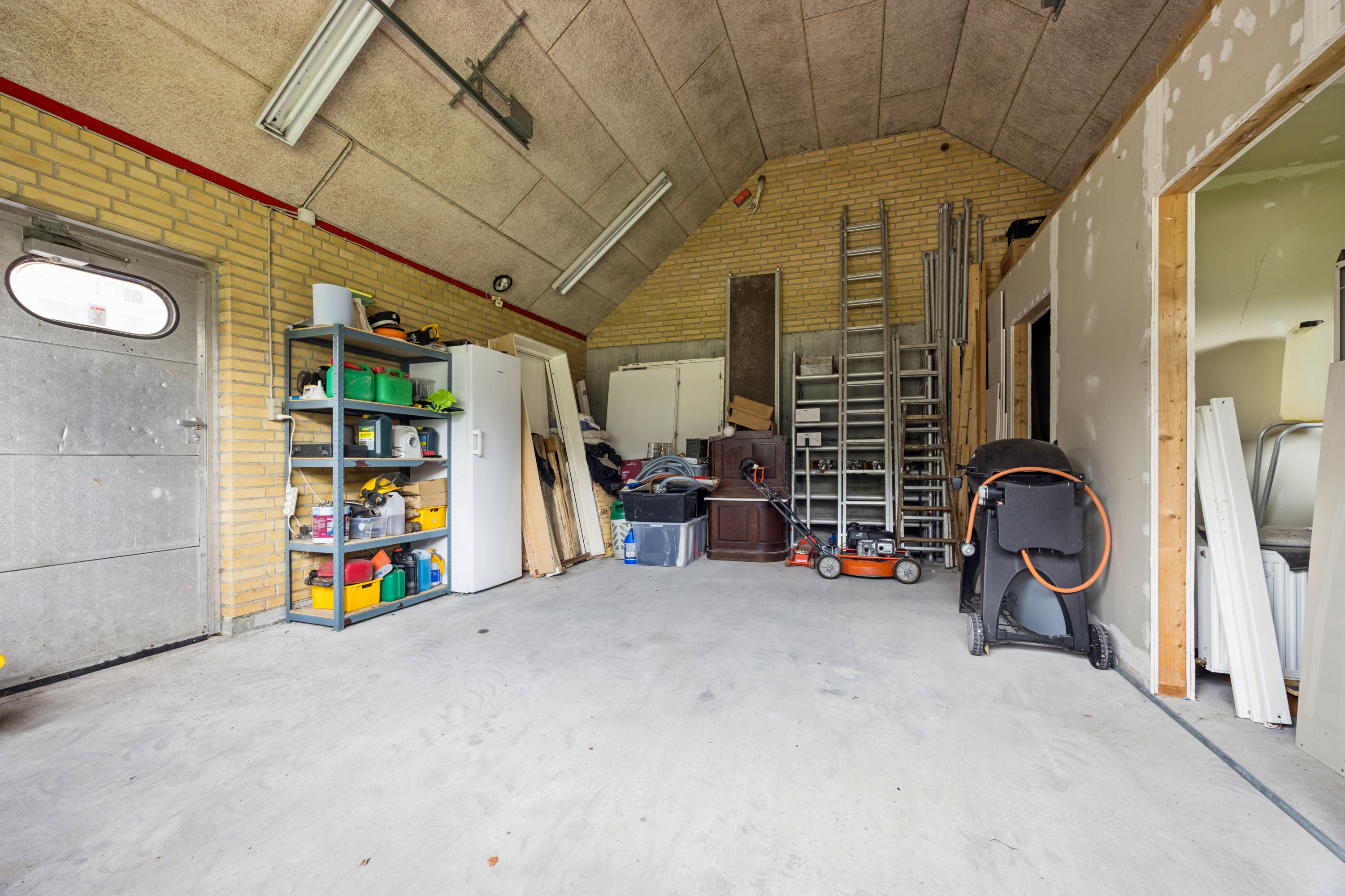 Fremhævet garage billede i fuldskærmstilstand. Billede af Hannerupskovvej 40, Hannerup, 9500 Hobro