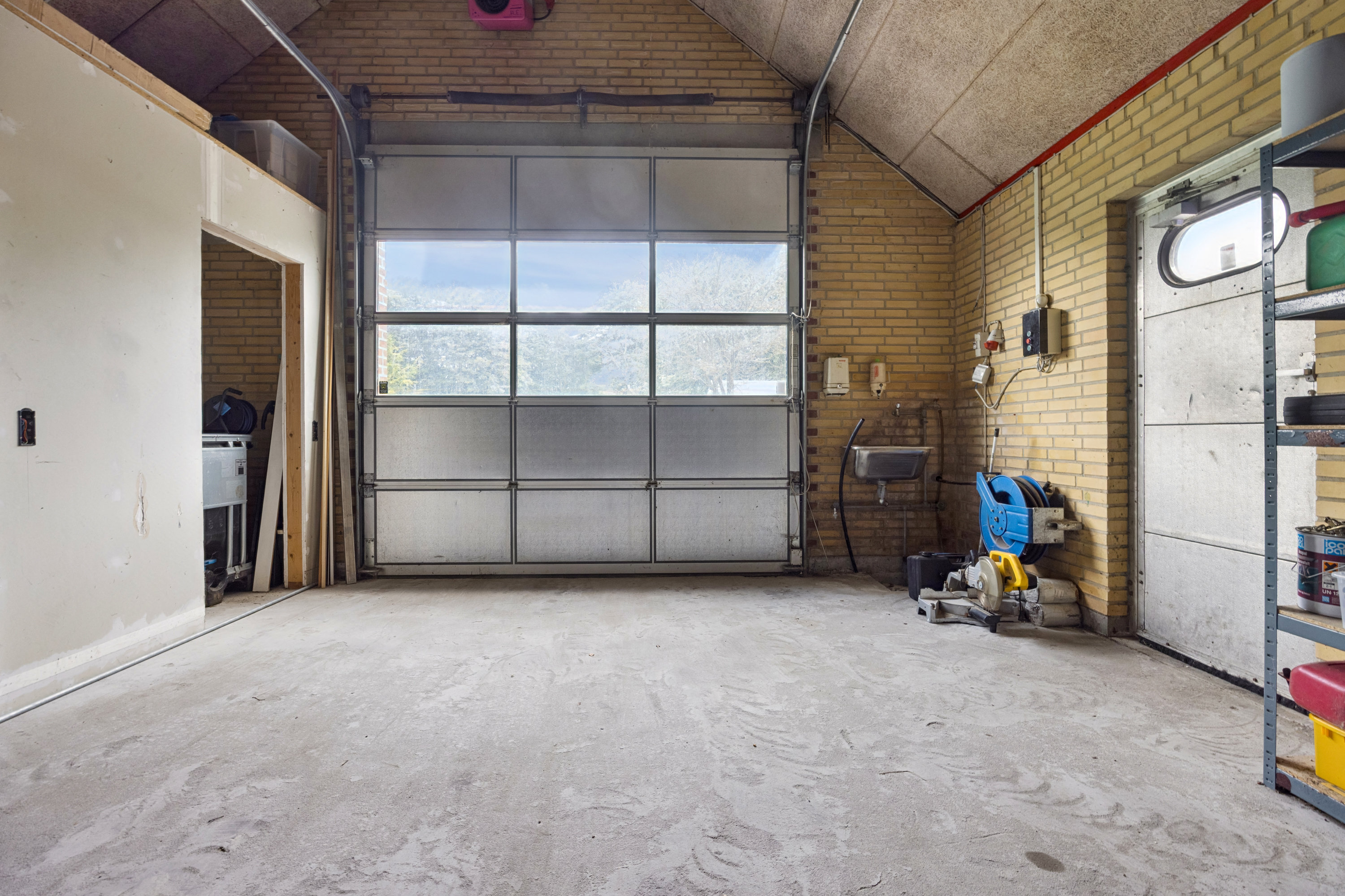 Fremhævet garage billede i fuldskærmstilstand. Billede af Hannerupskovvej 40, Hannerup, 9500 Hobro