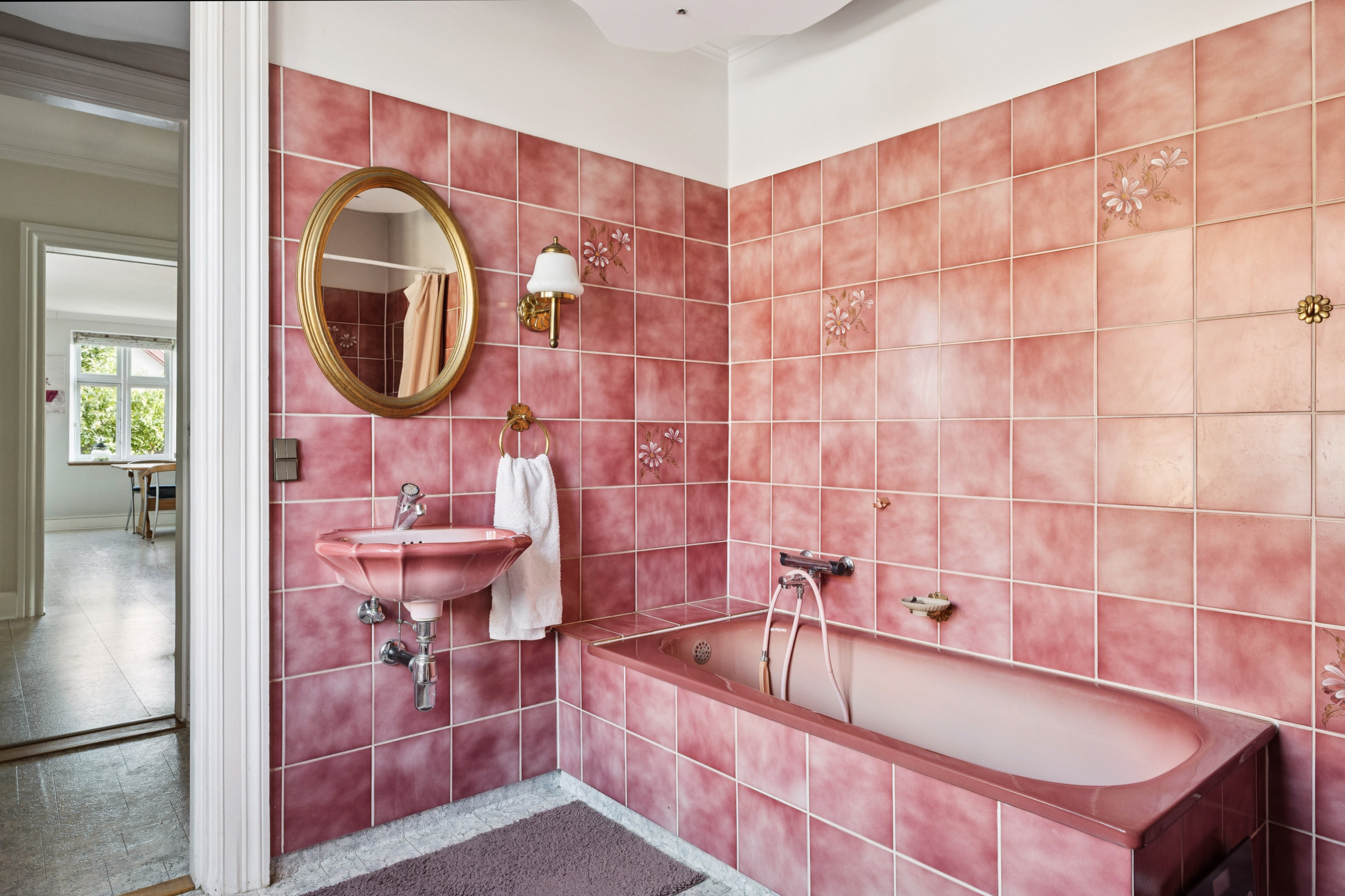 Fremhævet badeværelse billede i fuldskærmstilstand. Billede af Højelsevej 31, 4600 Køge