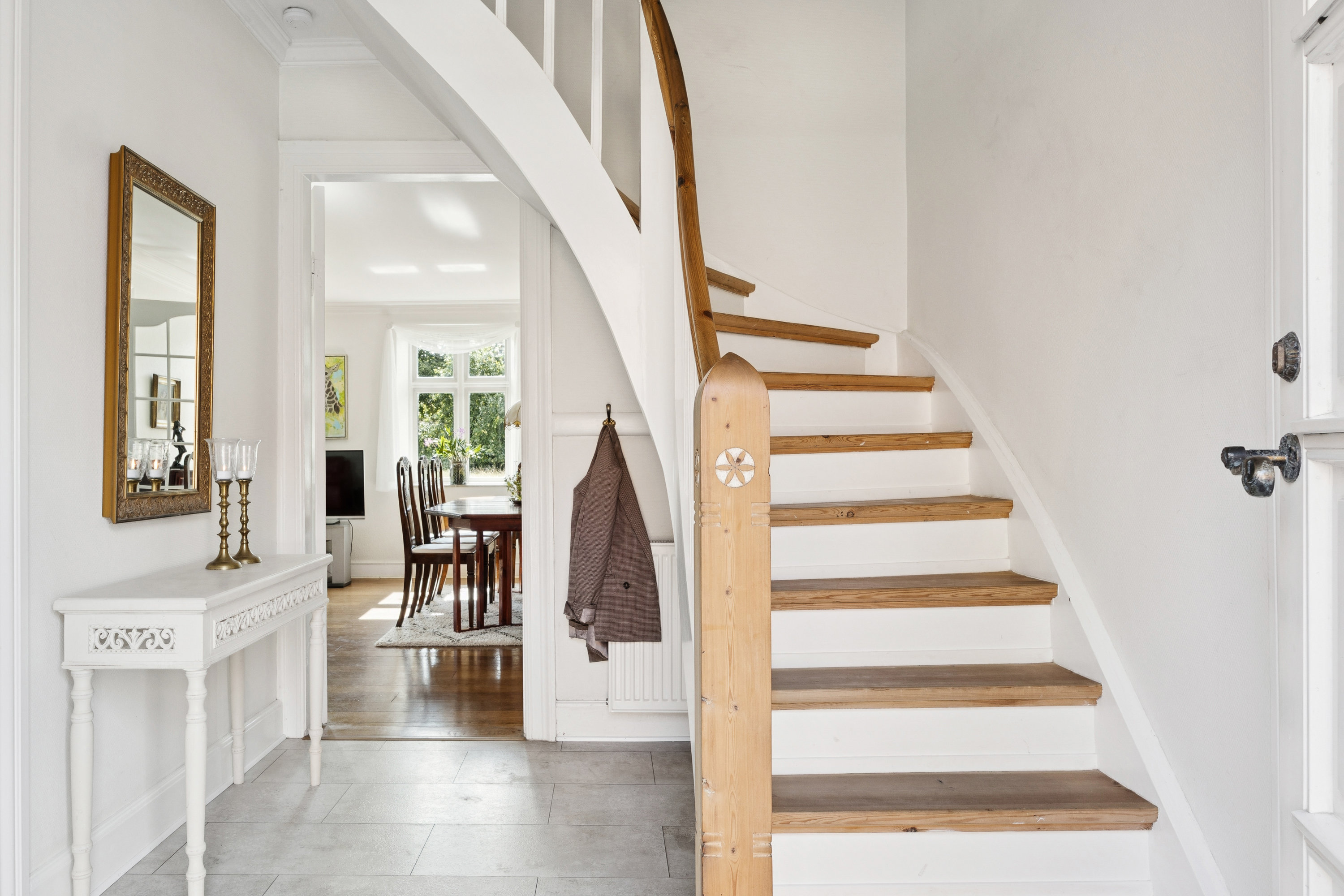 Fremhævet trappe billede i fuldskærmstilstand. Billede af Højelsevej 31, 4600 Køge