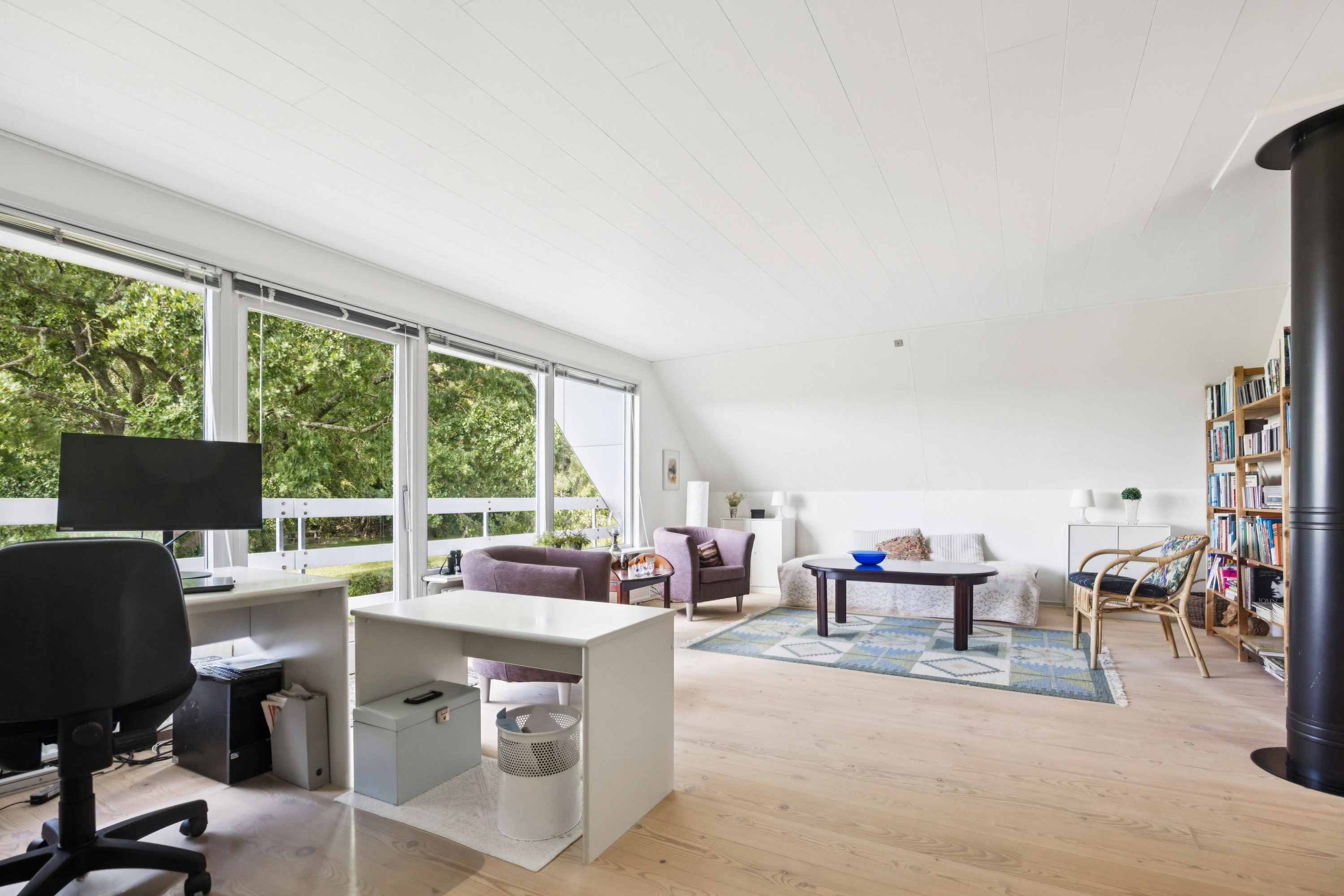 Fremhævet stue billede i fuldskærmstilstand. Billede af Kærsgård 7, Vester Hassing, 9310 Vodskov