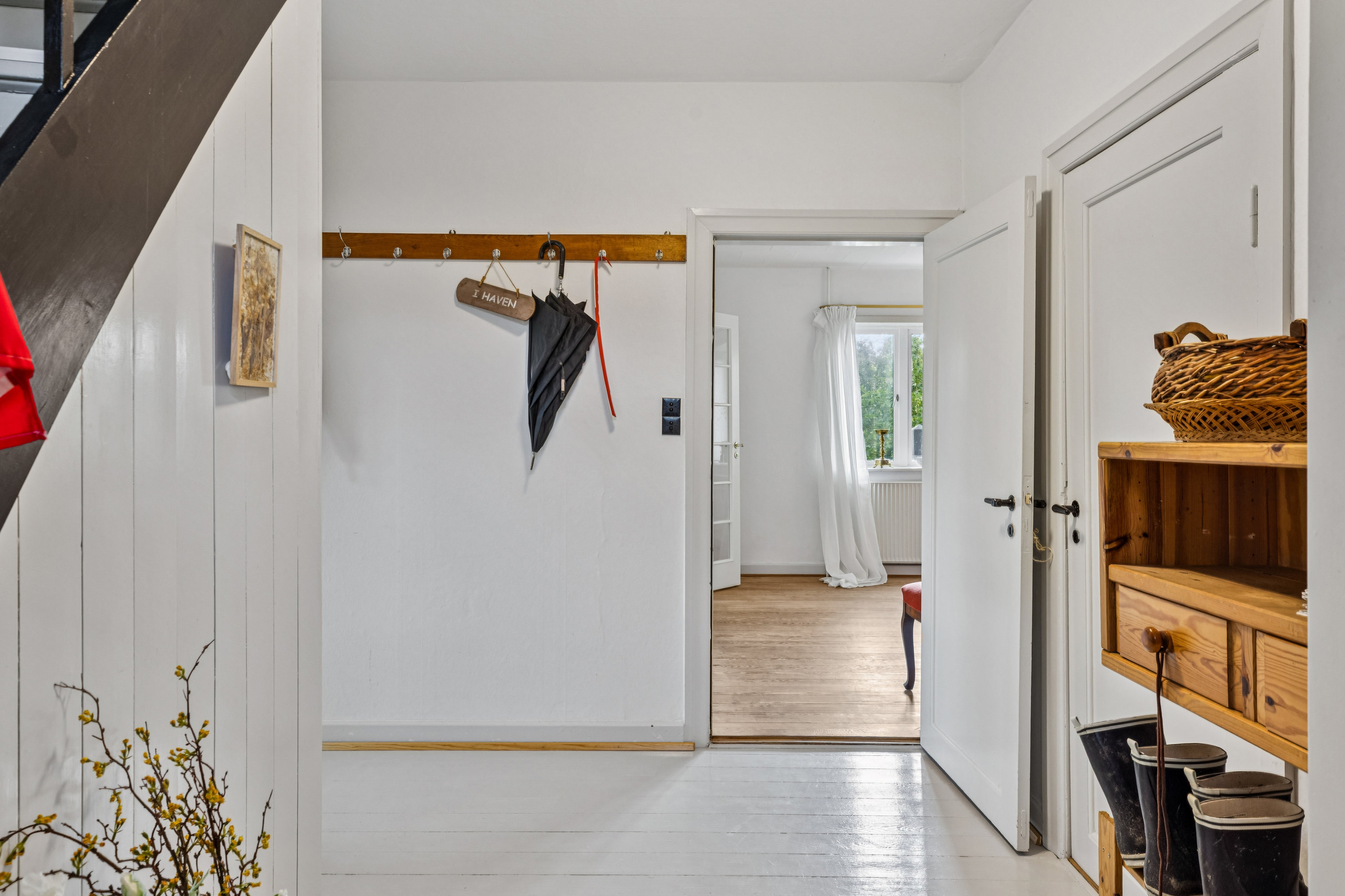 Miniaturebillede 1: entré. Billede af Holmevej 7, st.., 6760 Ribe