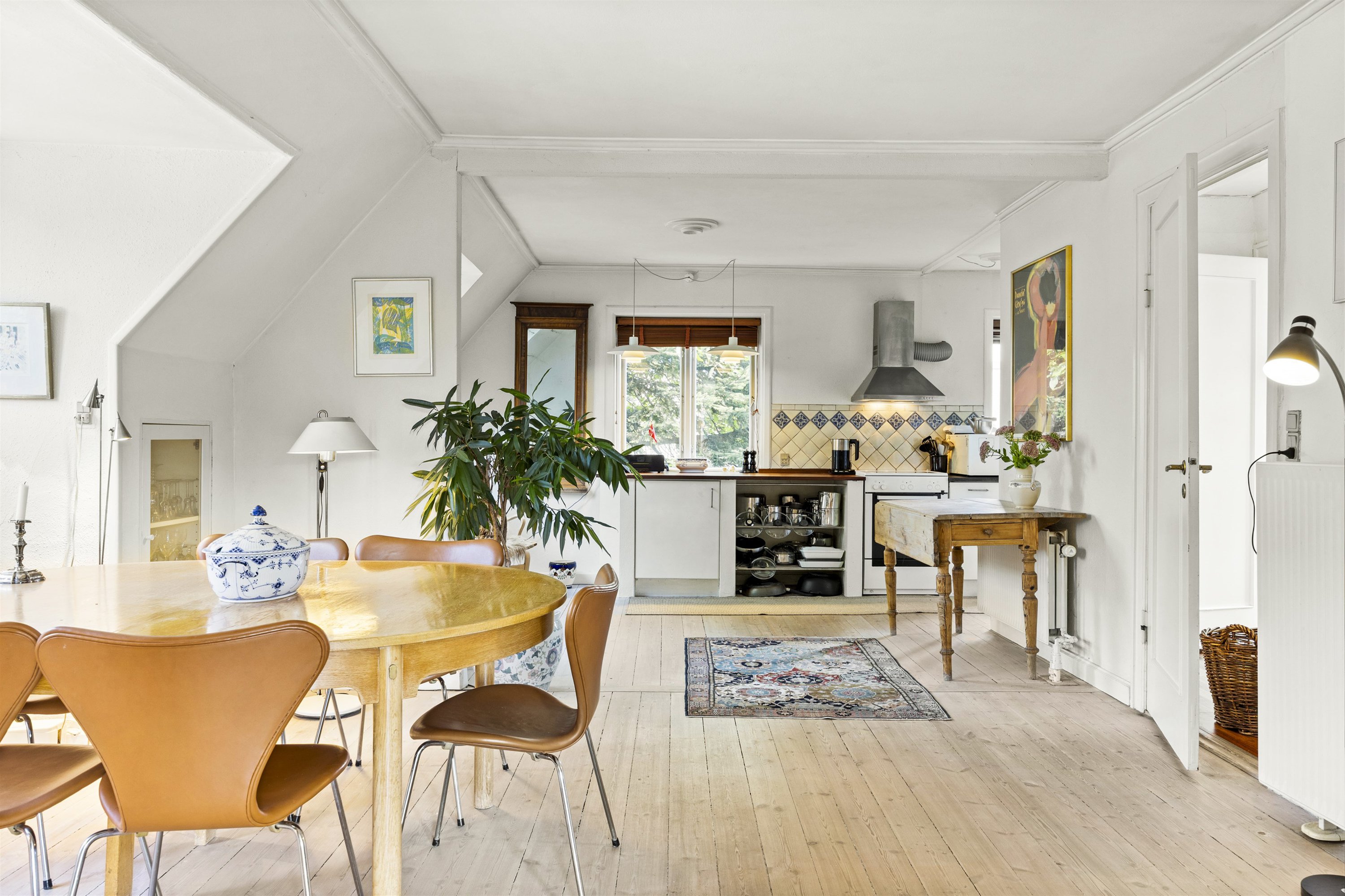 Fremhævet andet billede i fuldskærmstilstand. Billede af Kærmindevej 27, 1., 2820 Gentofte